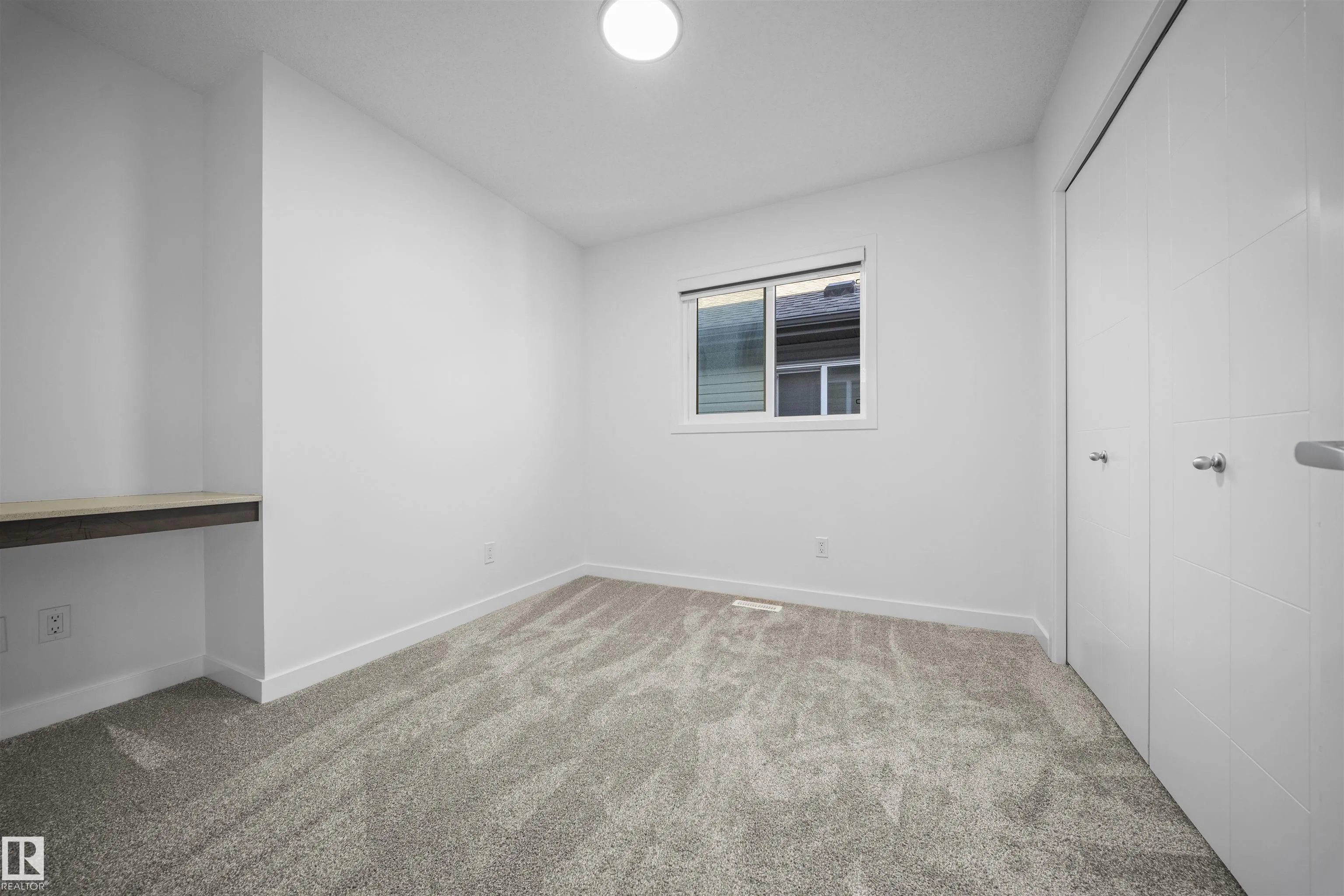 1512 26 Avenue