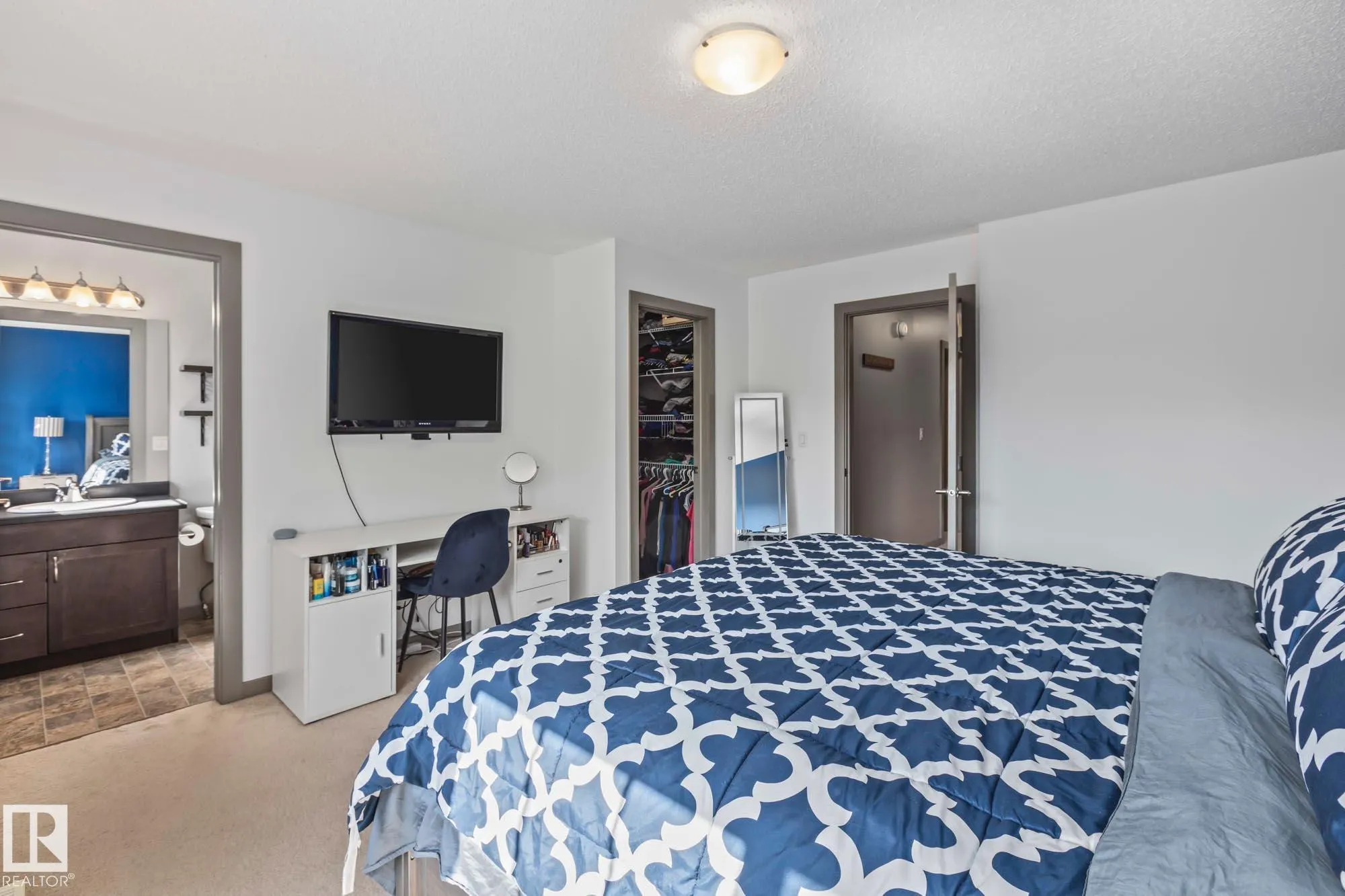 4212 ORCHARDS Drive