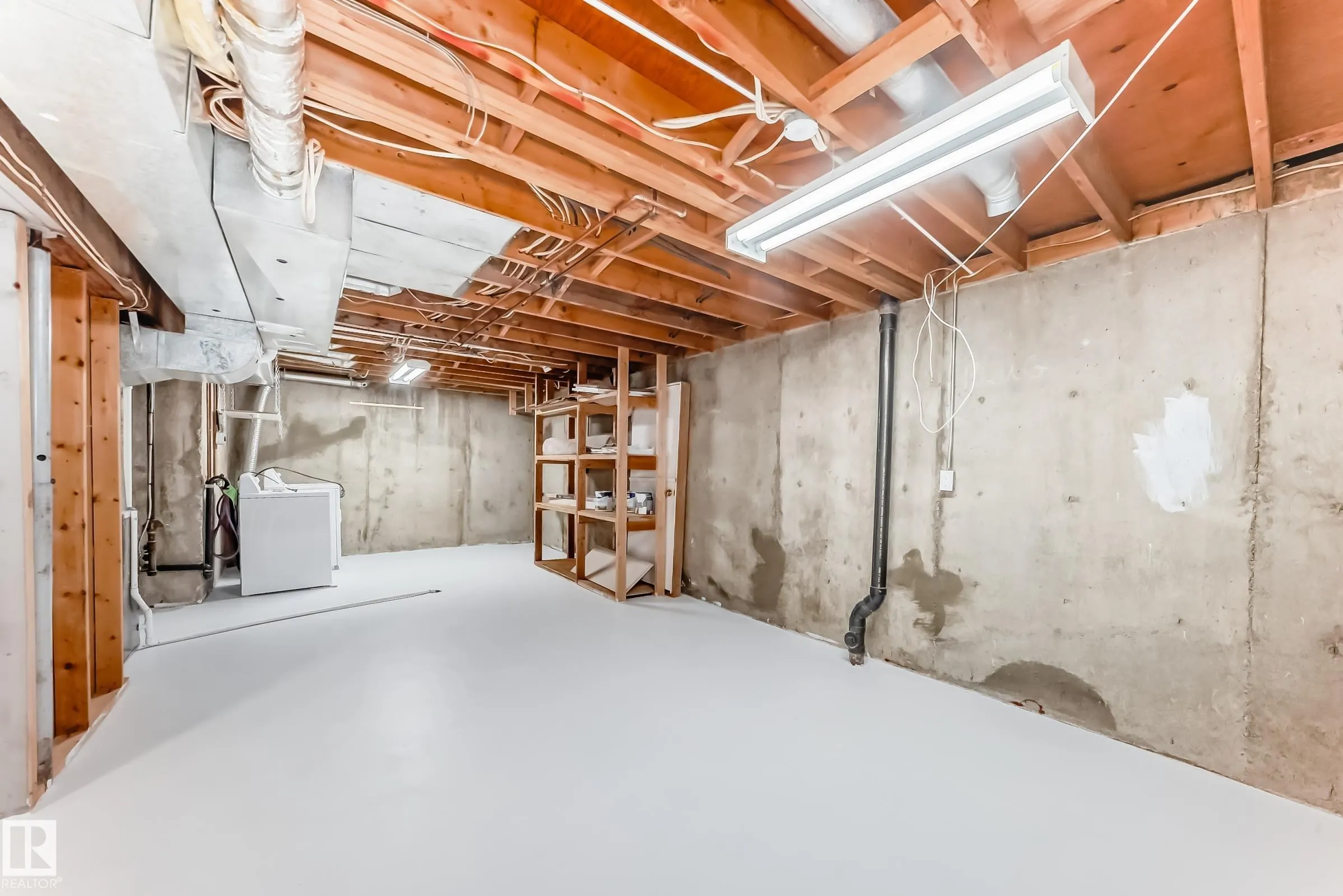 307 GRANDIN Village