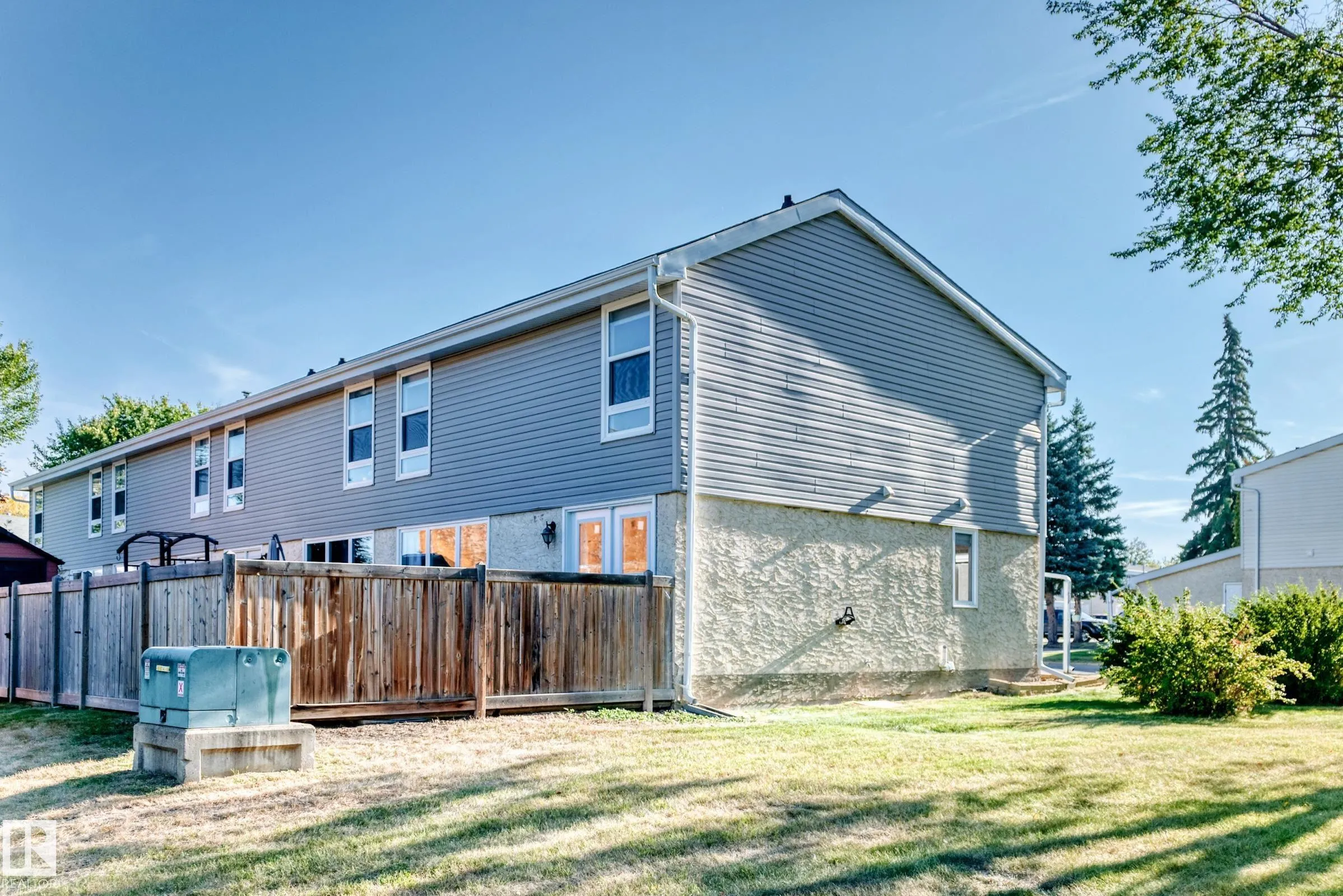 307 GRANDIN Village