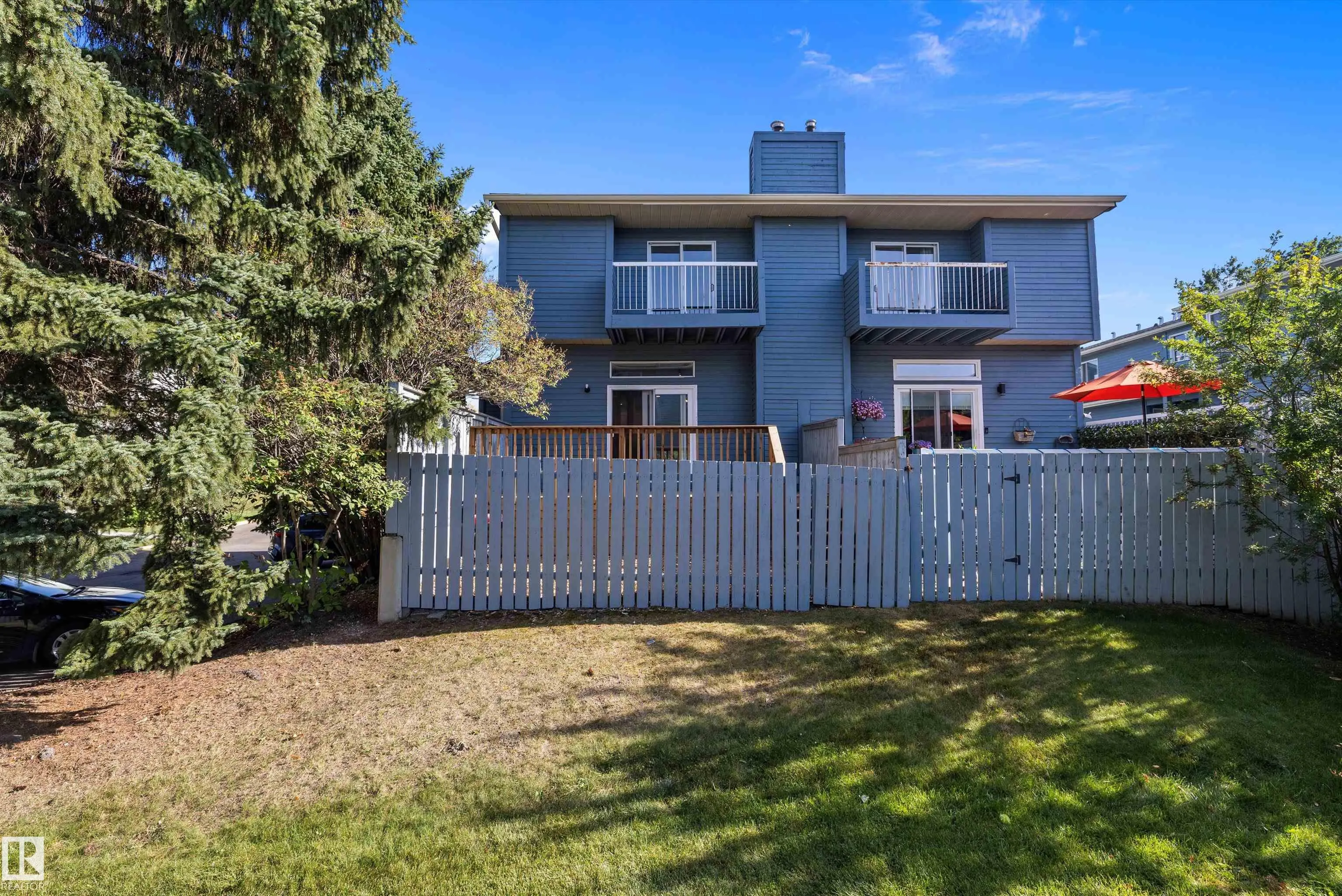 1511 LAKESIDE Green