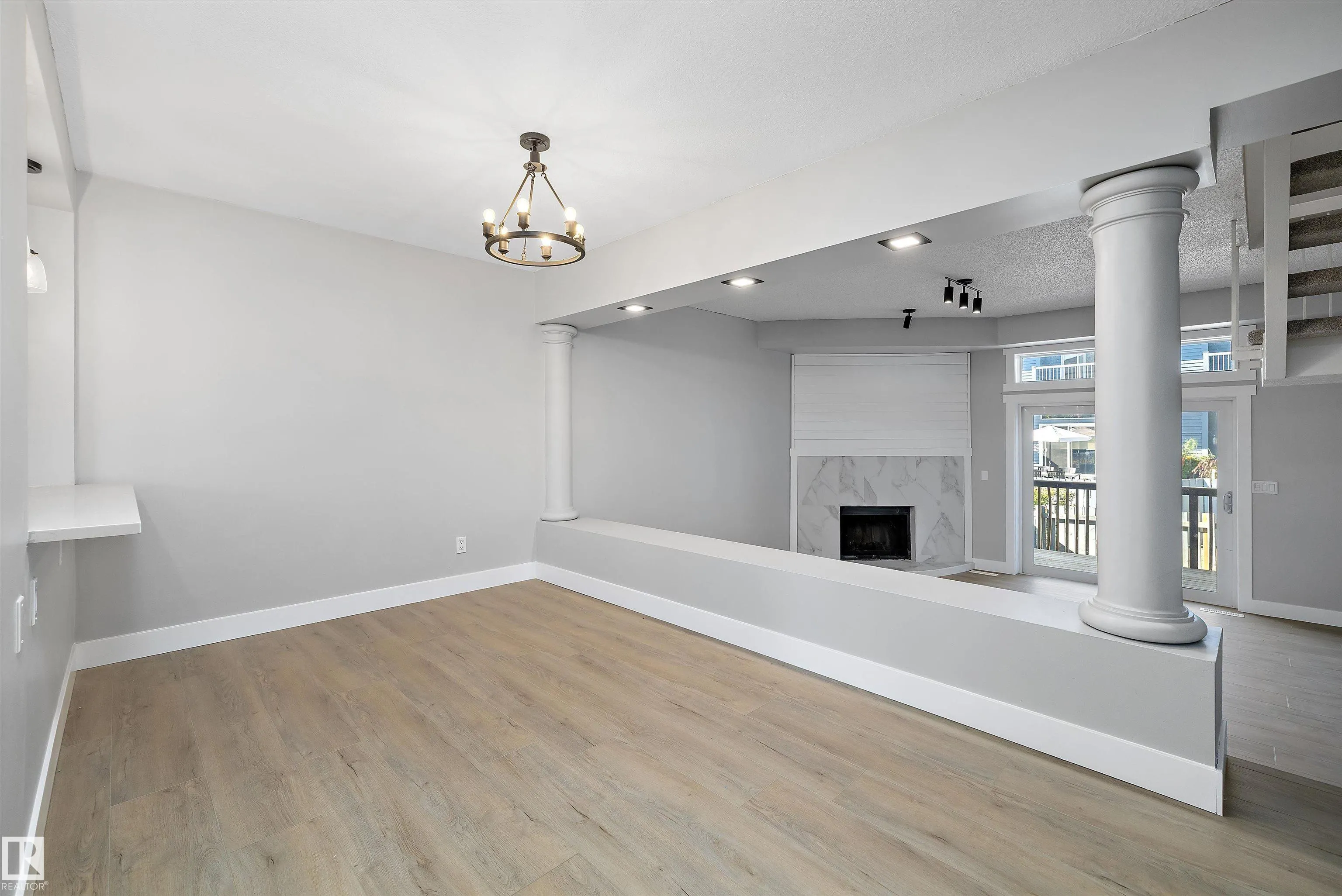 1511 LAKESIDE Green