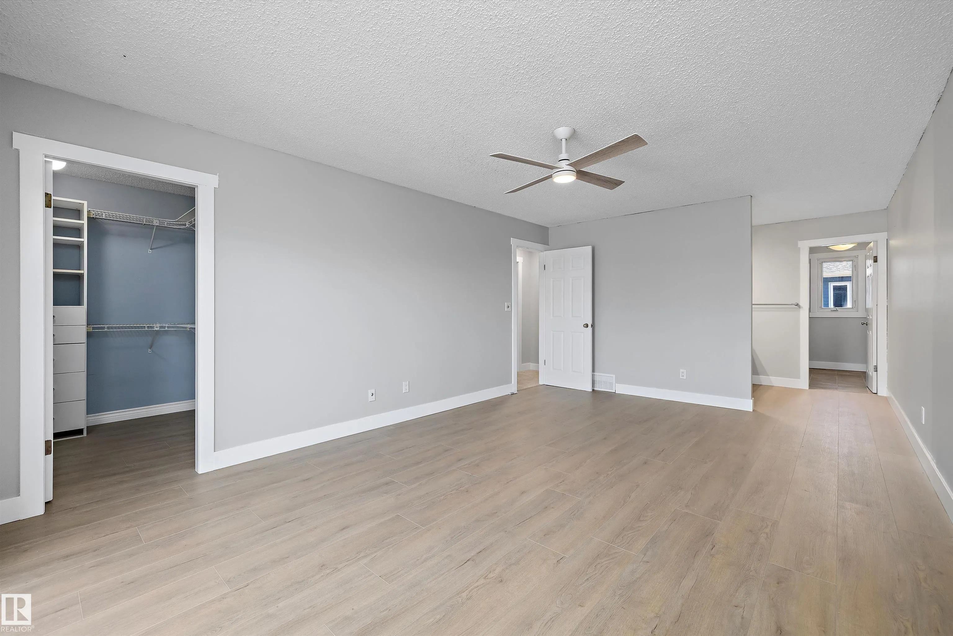 1511 LAKESIDE Green