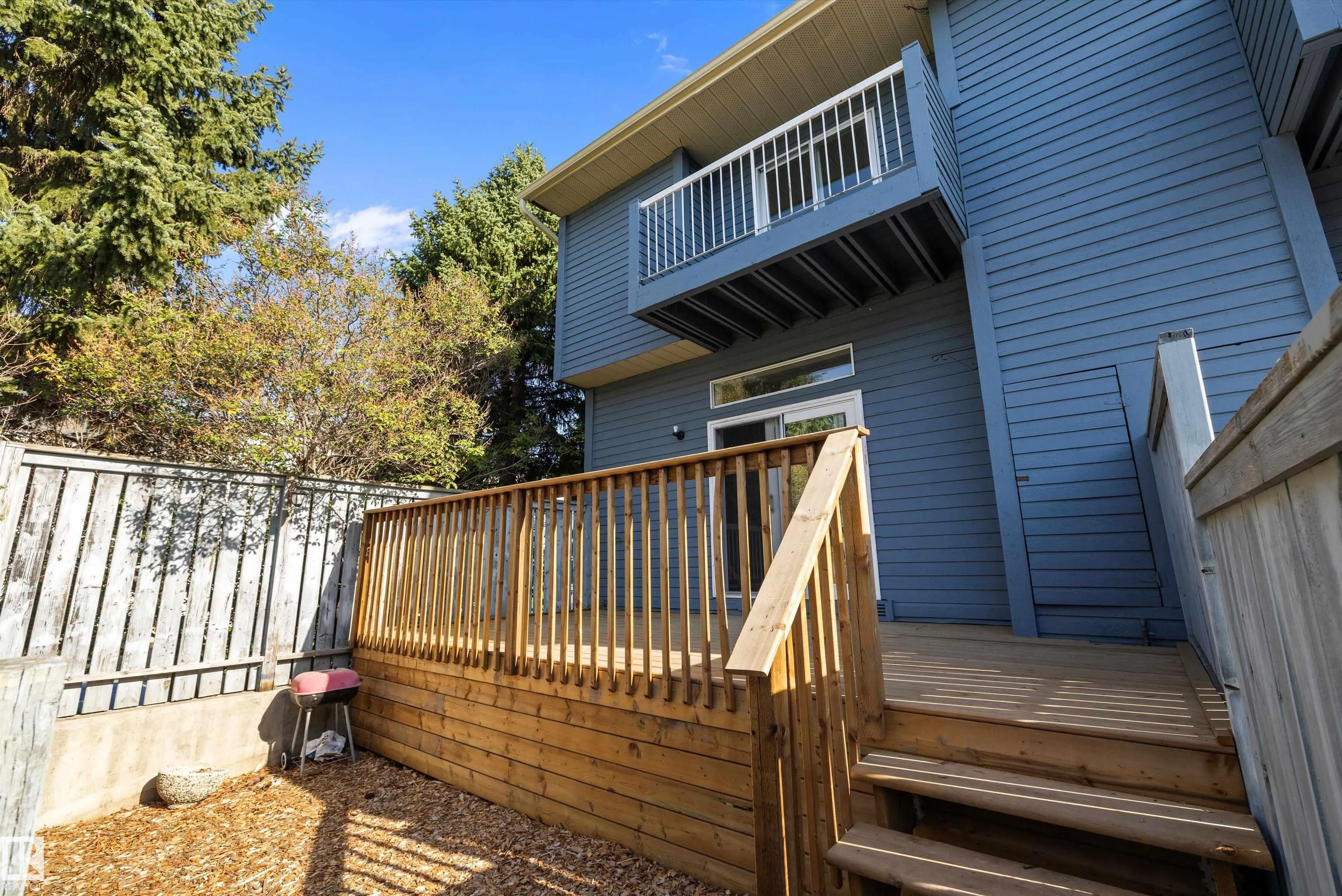1511 LAKESIDE Green