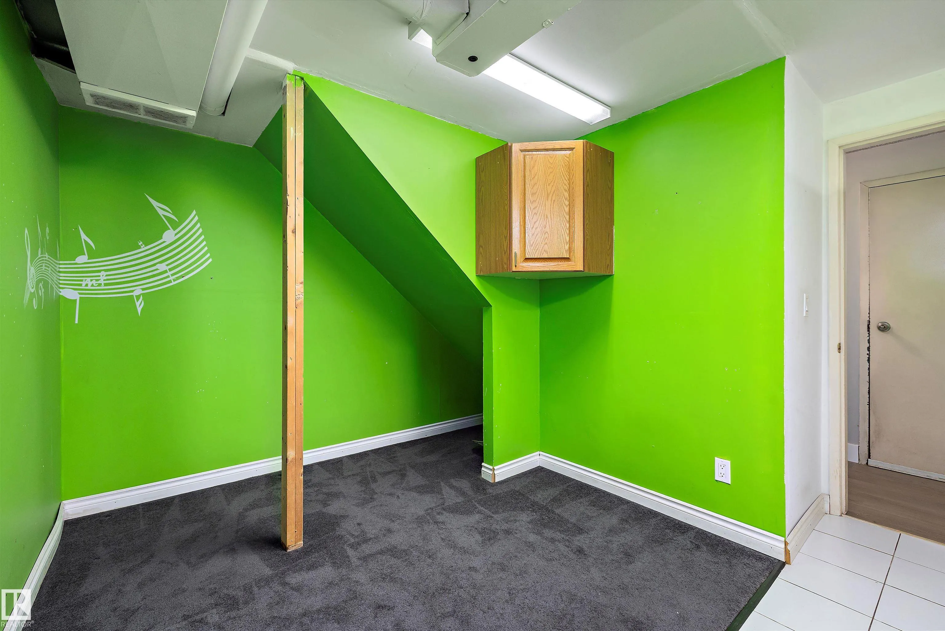 1511 LAKESIDE Green