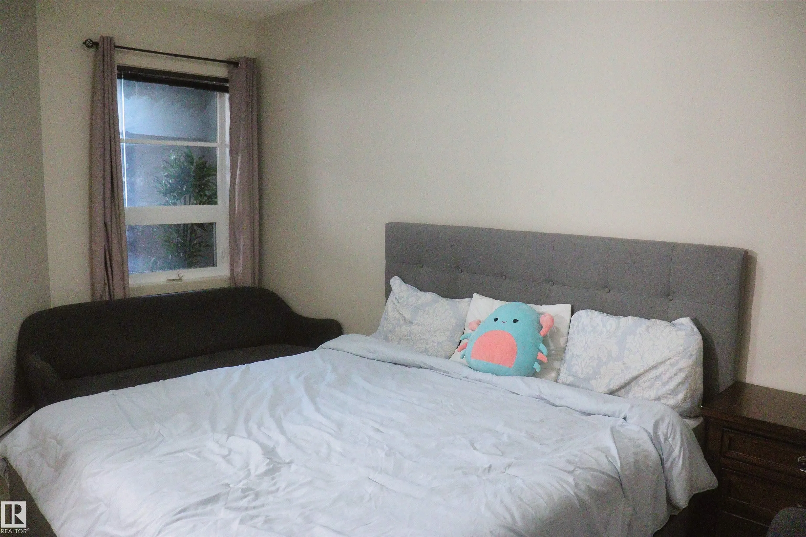 1144 ADAMSON Drive