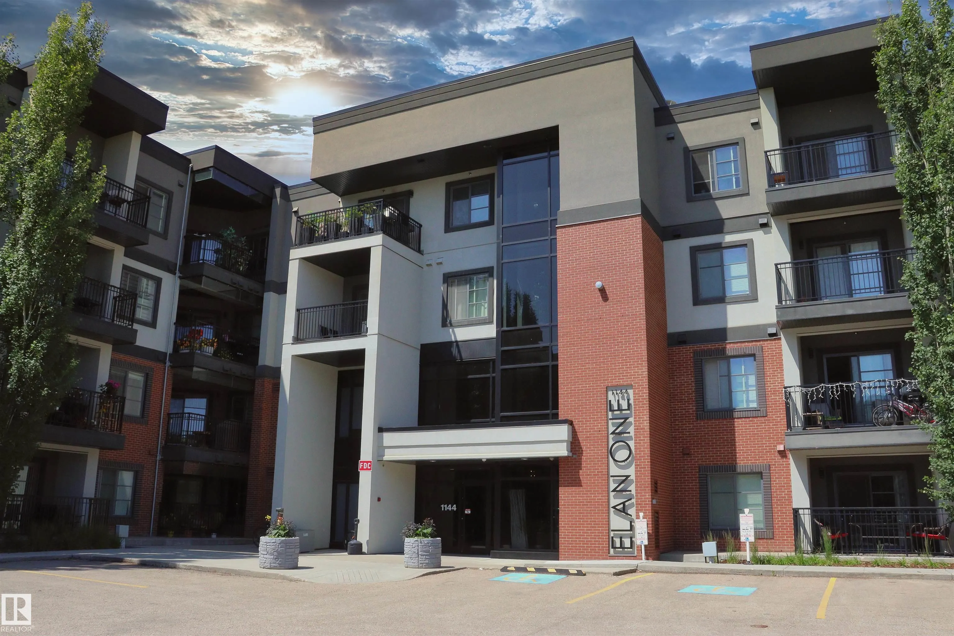 1144 ADAMSON Drive