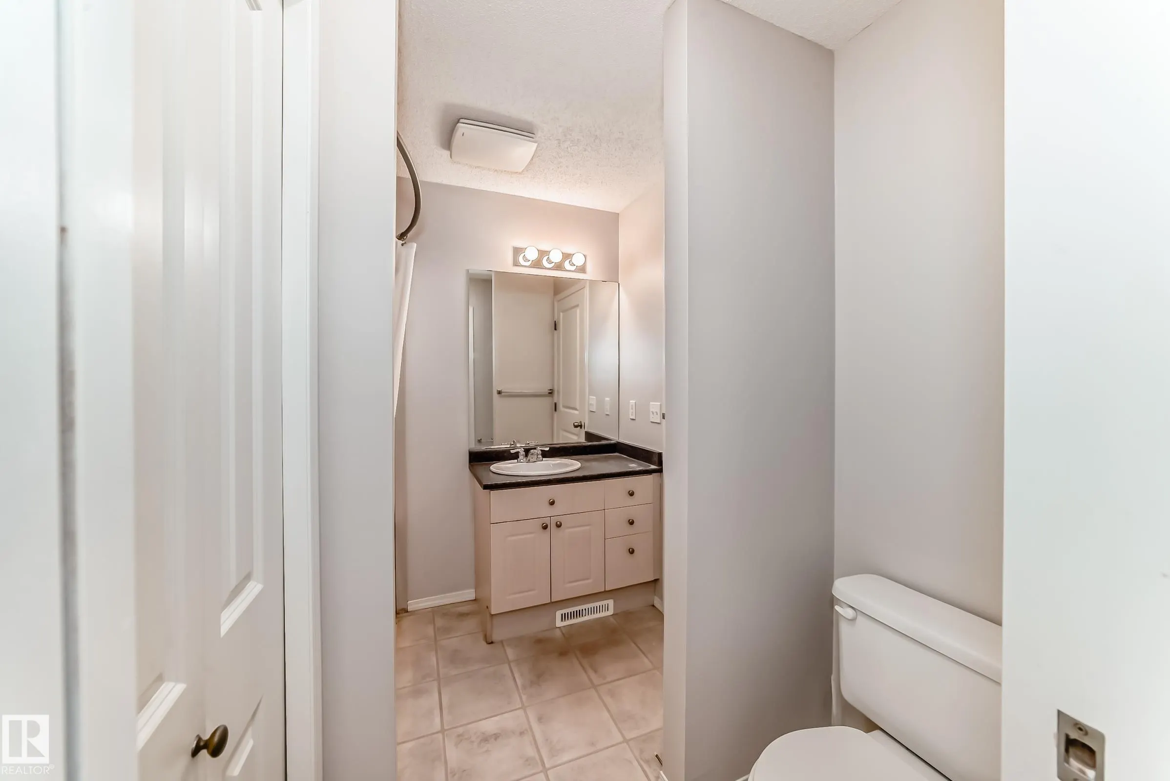 11 Graywood Terrace