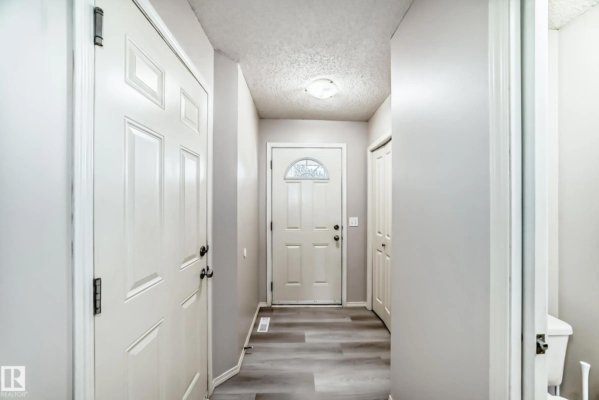 11 Graywood Terrace
