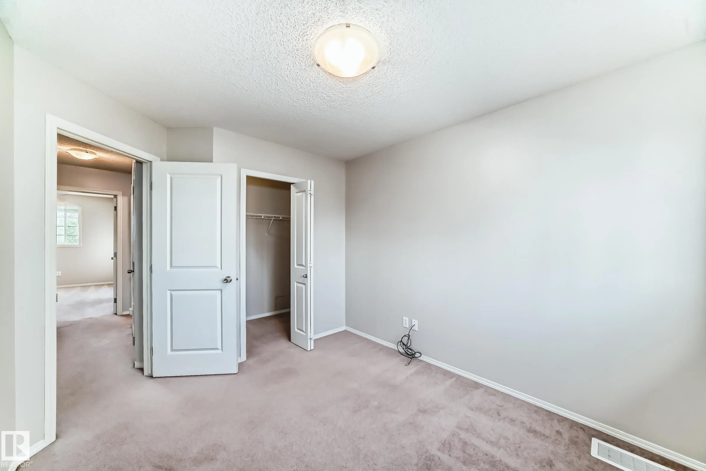 11 Graywood Terrace
