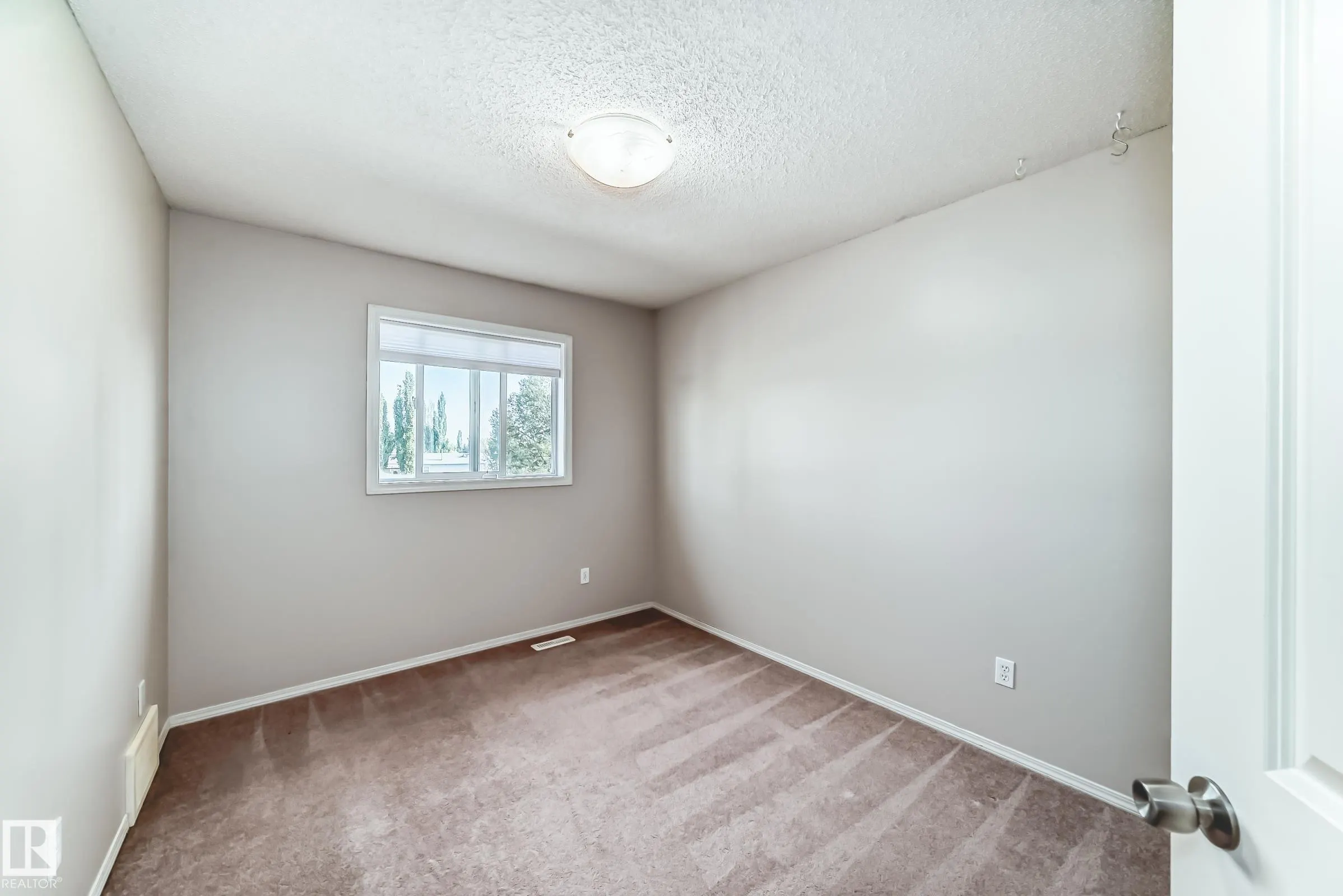 11 Graywood Terrace