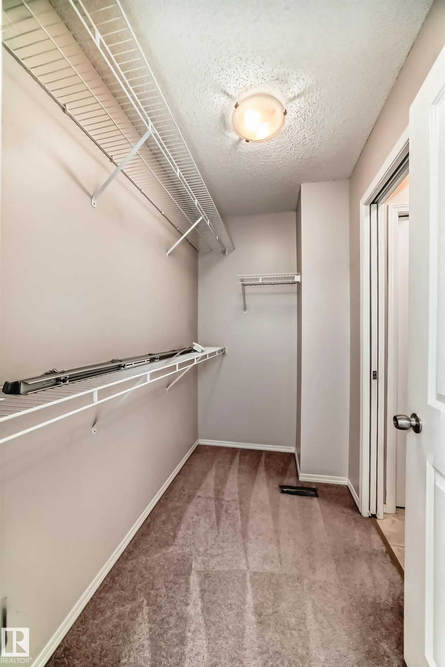 11 Graywood Terrace