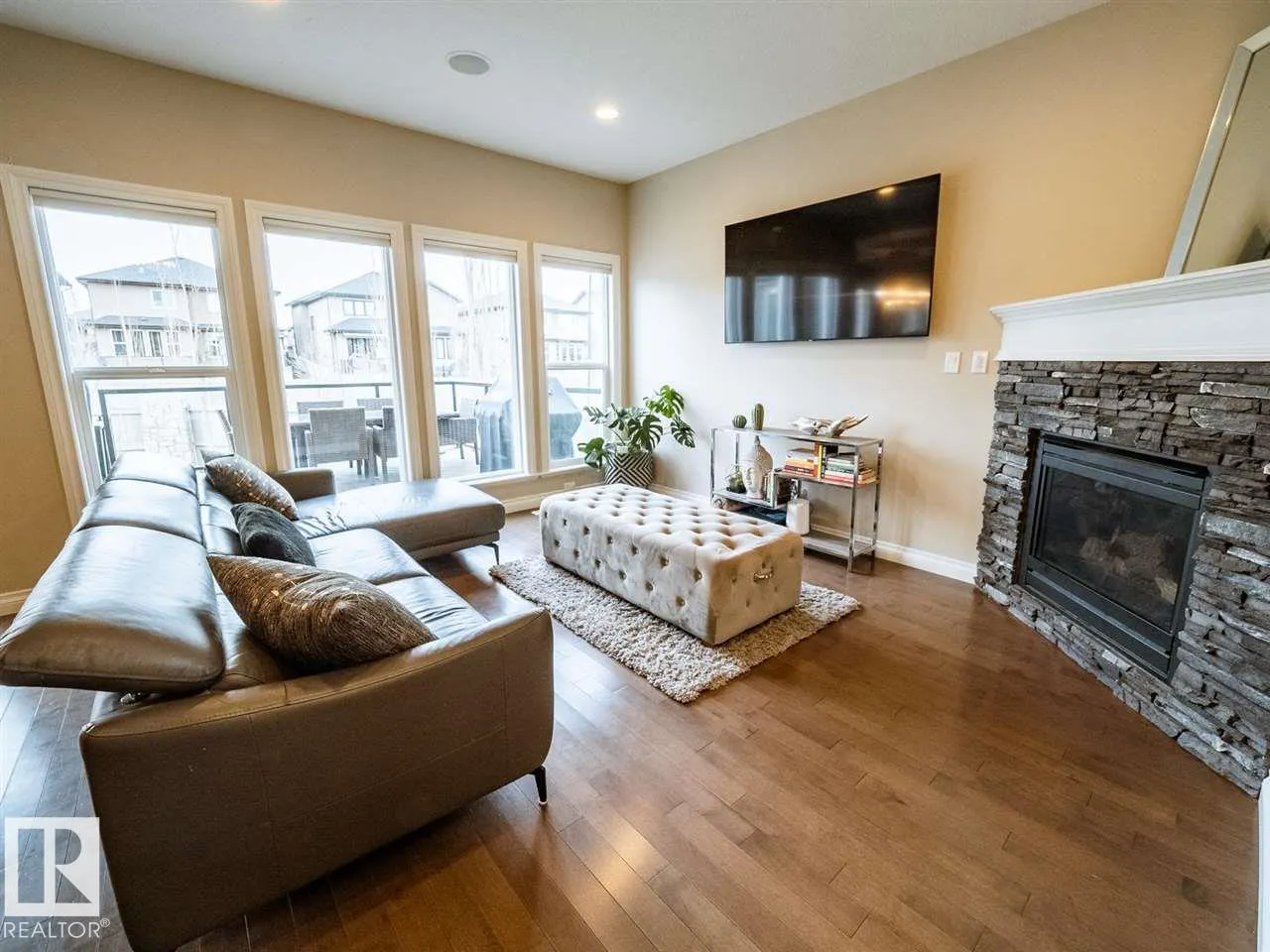 1618 WATES Close