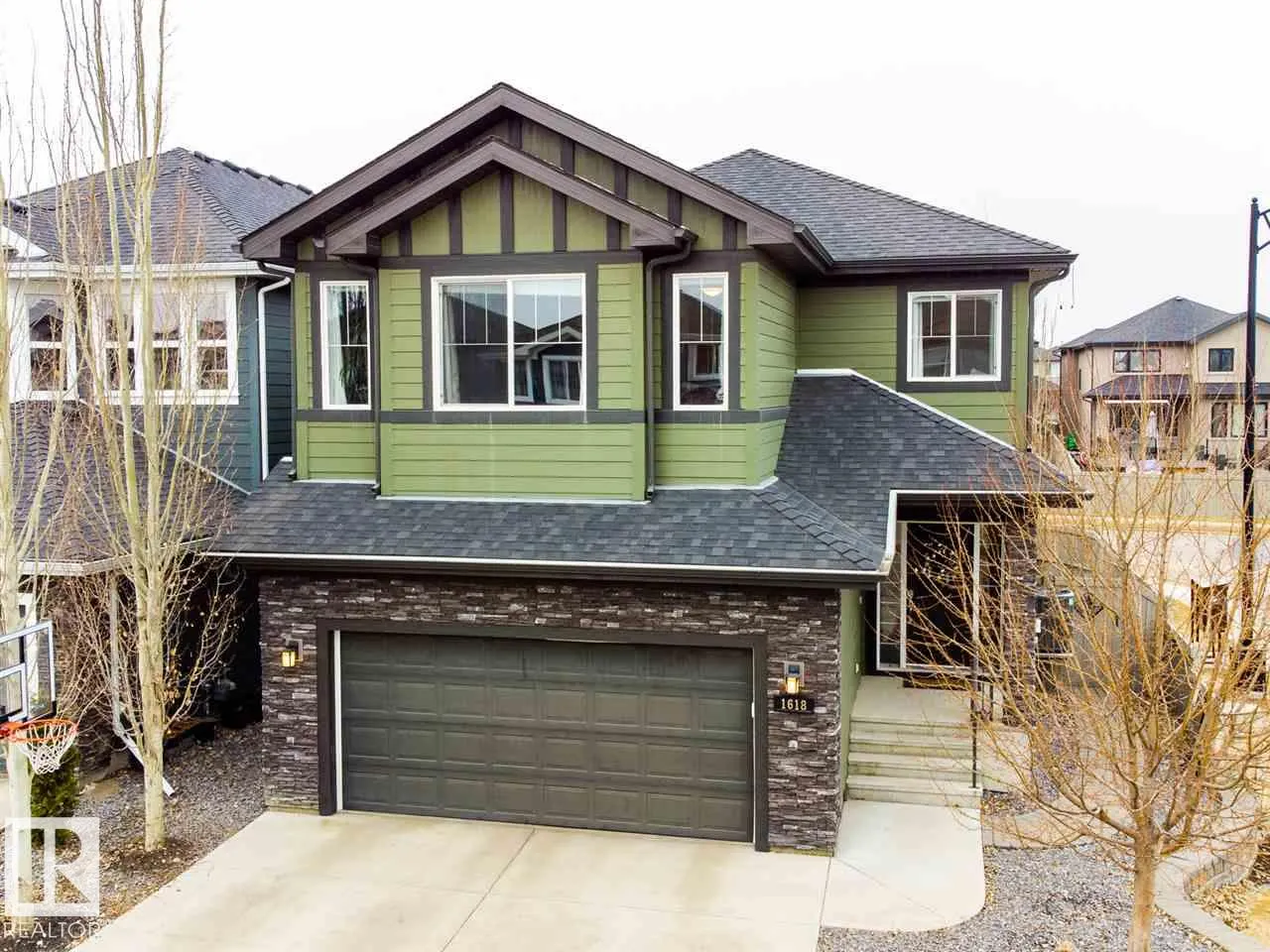 1618 WATES Close