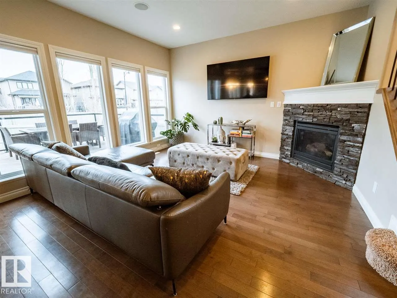 1618 WATES Close