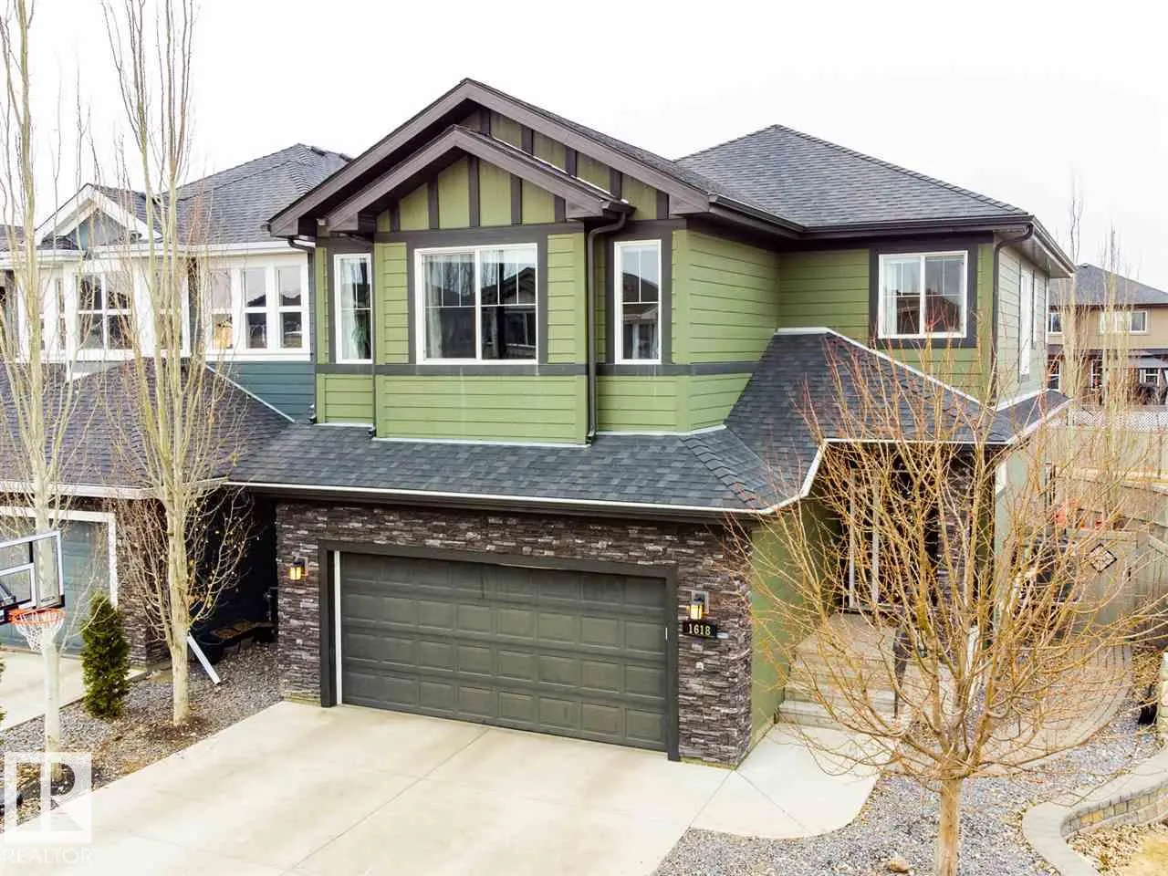 1618 WATES Close