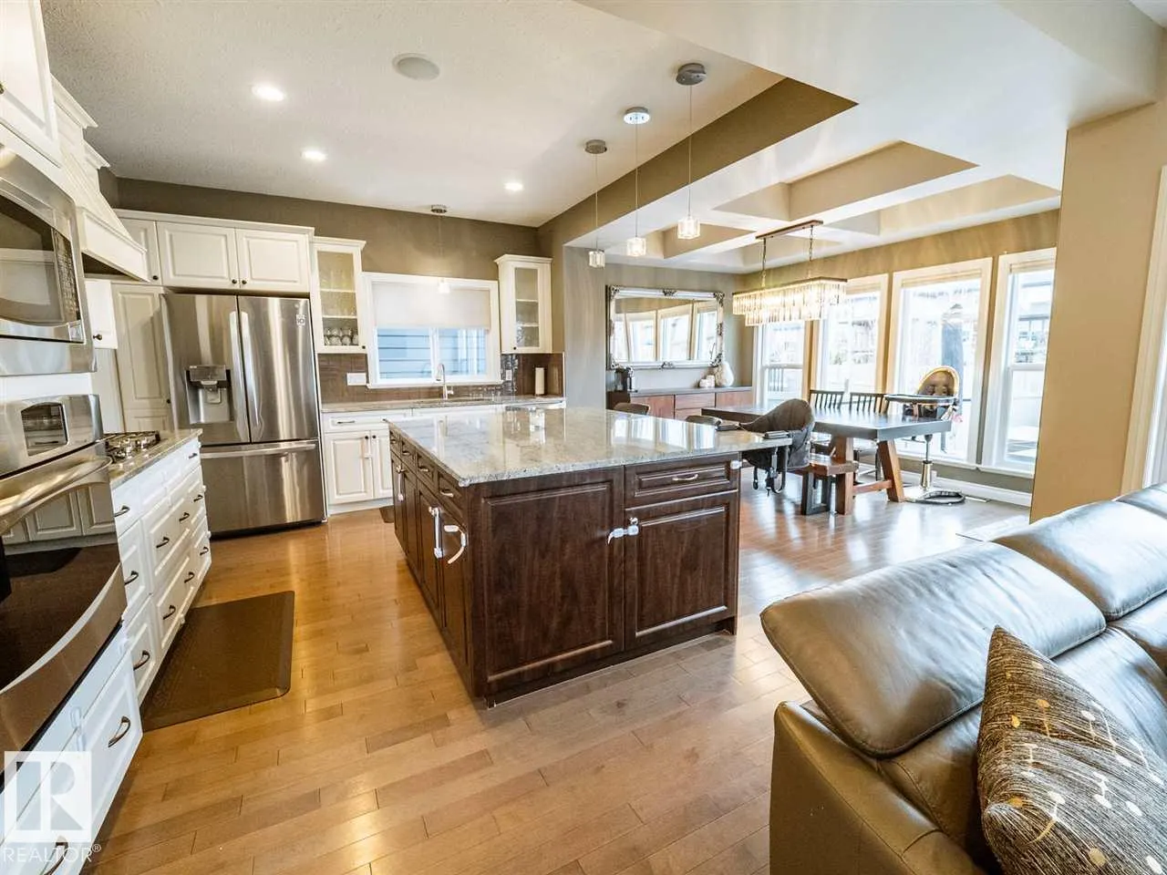 1618 WATES Close