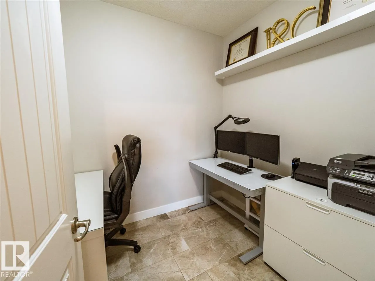 1618 WATES Close