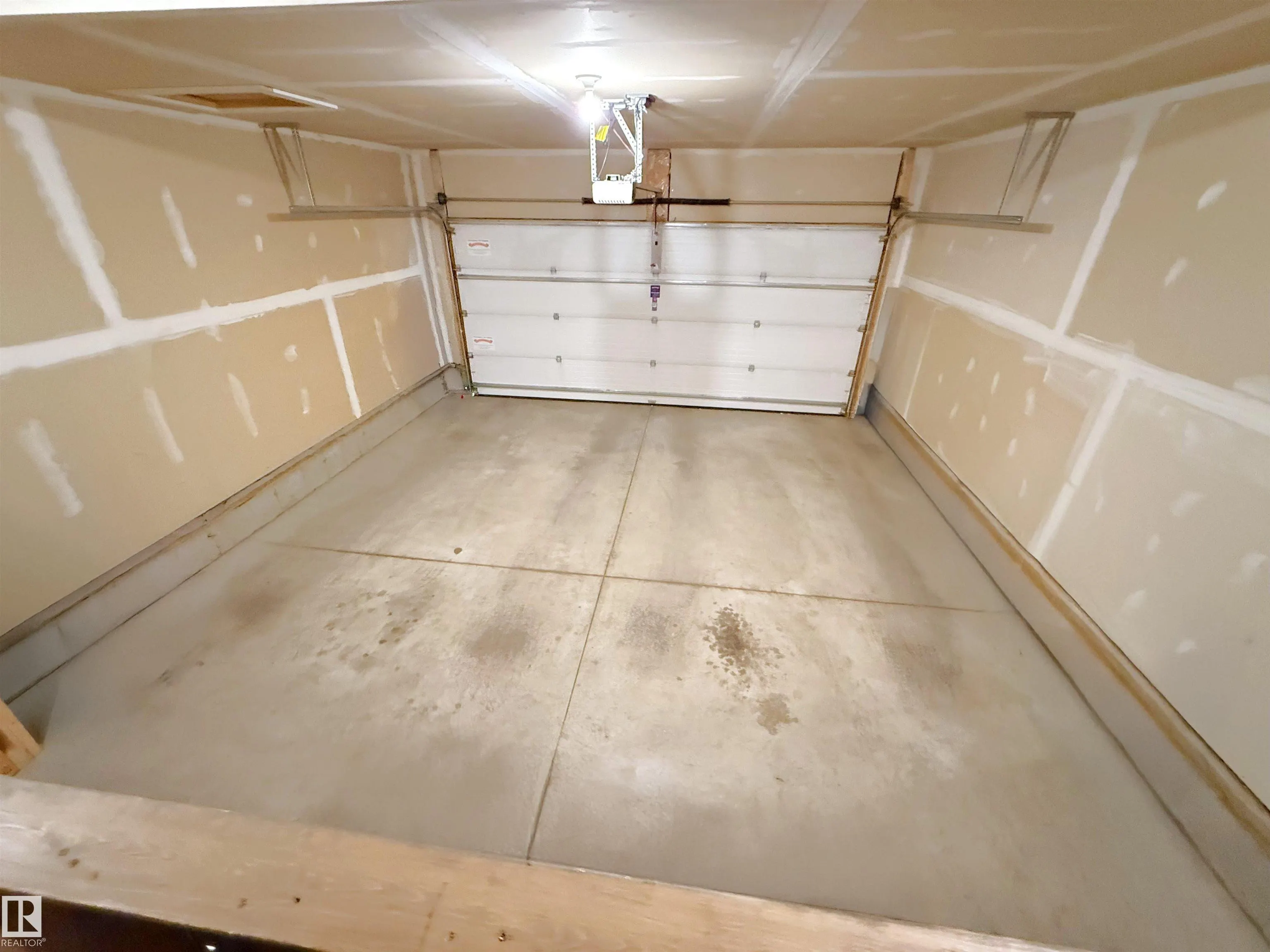 121 HARVEST RIDGE Drive