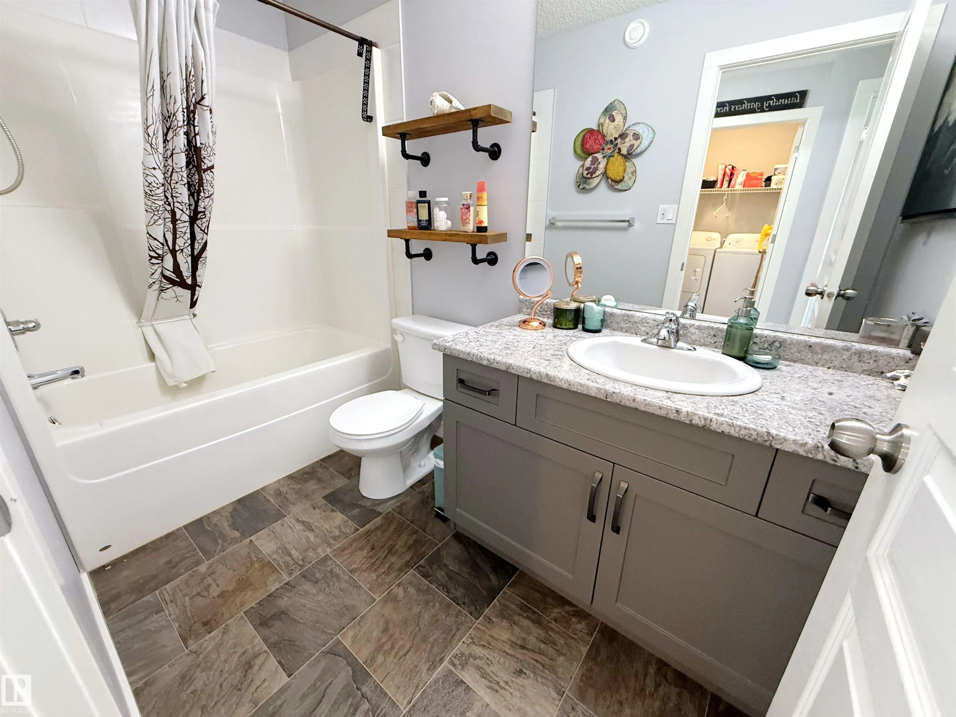 121 HARVEST RIDGE Drive