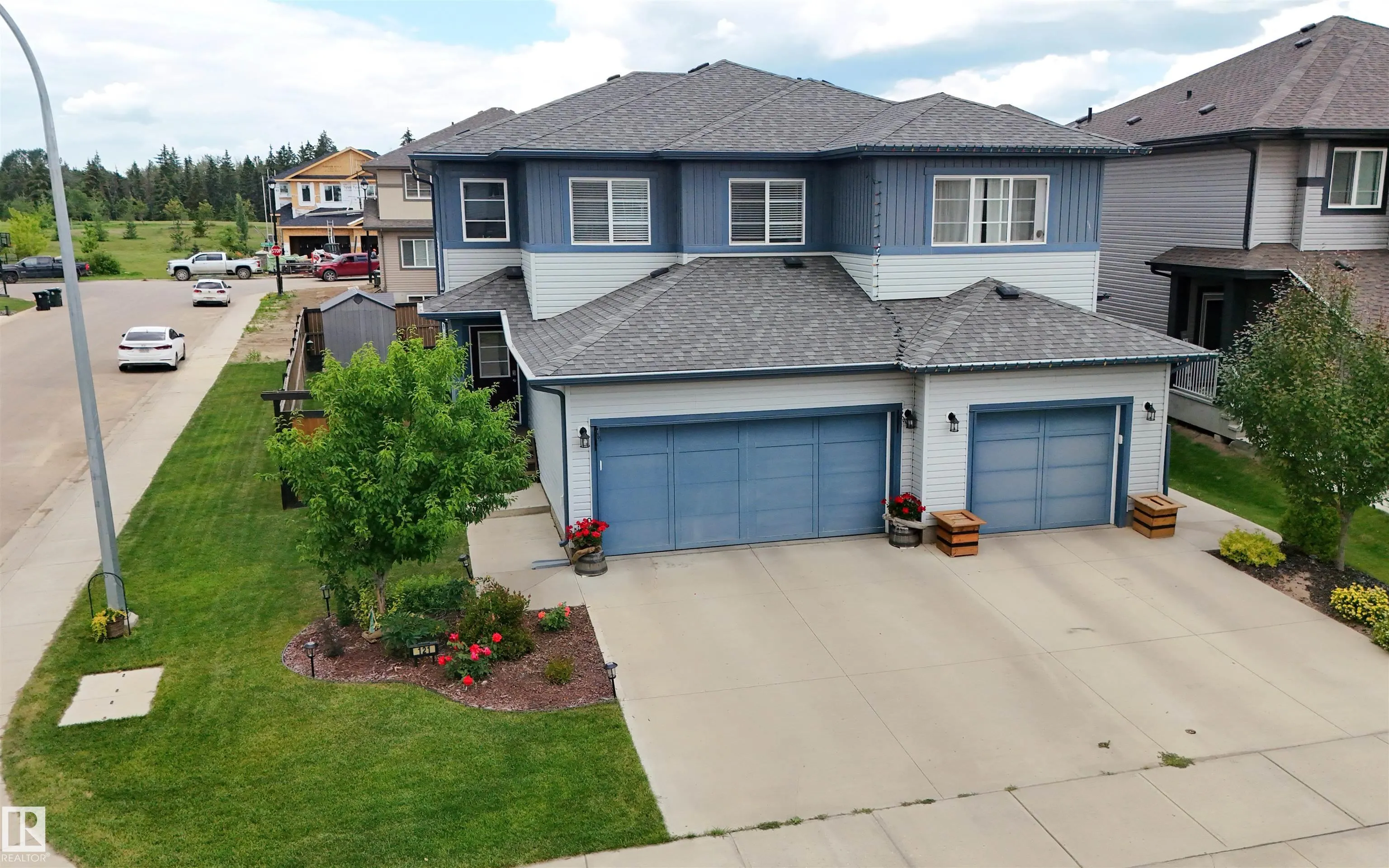 121 HARVEST RIDGE Drive