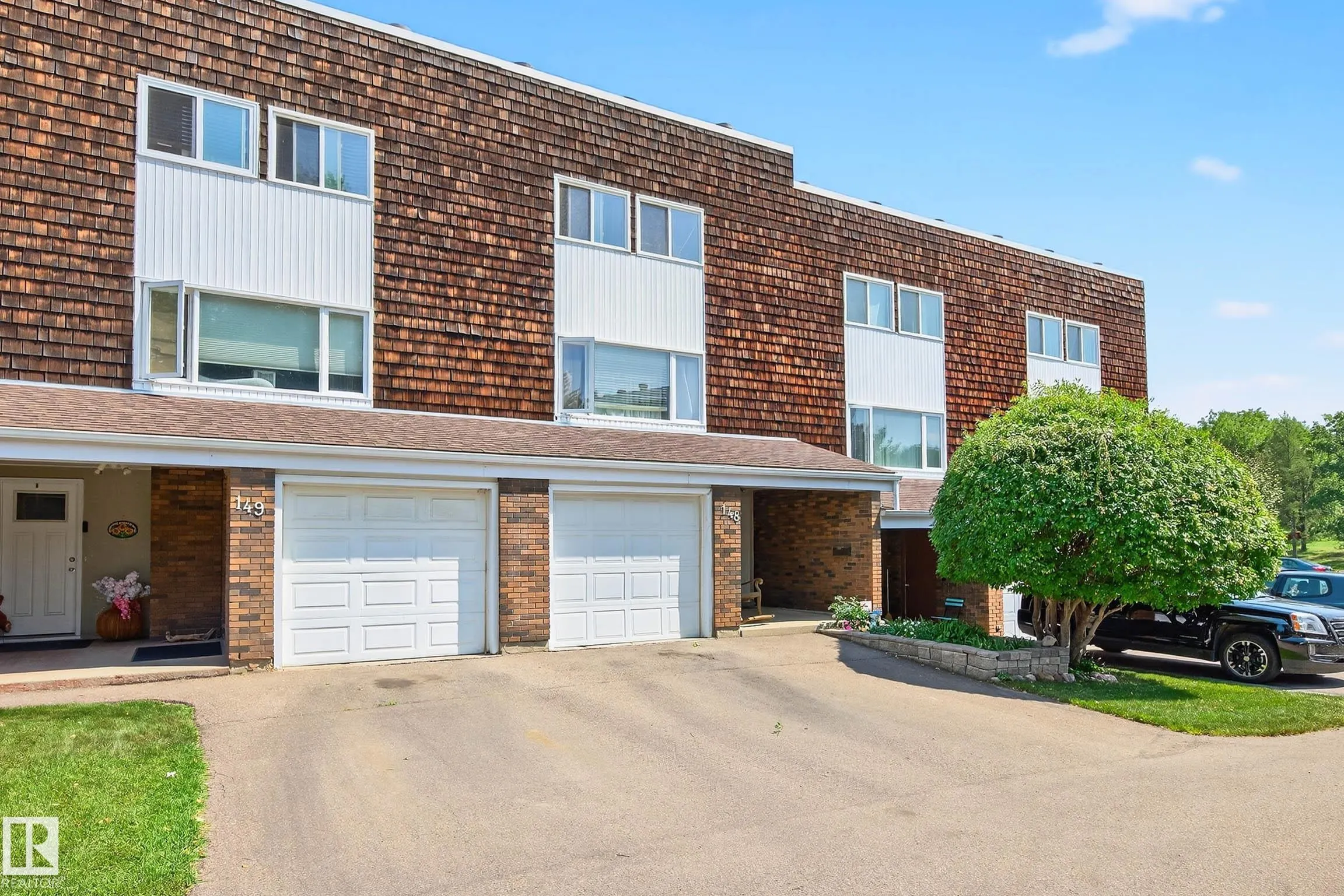 148 GREAT Oaks