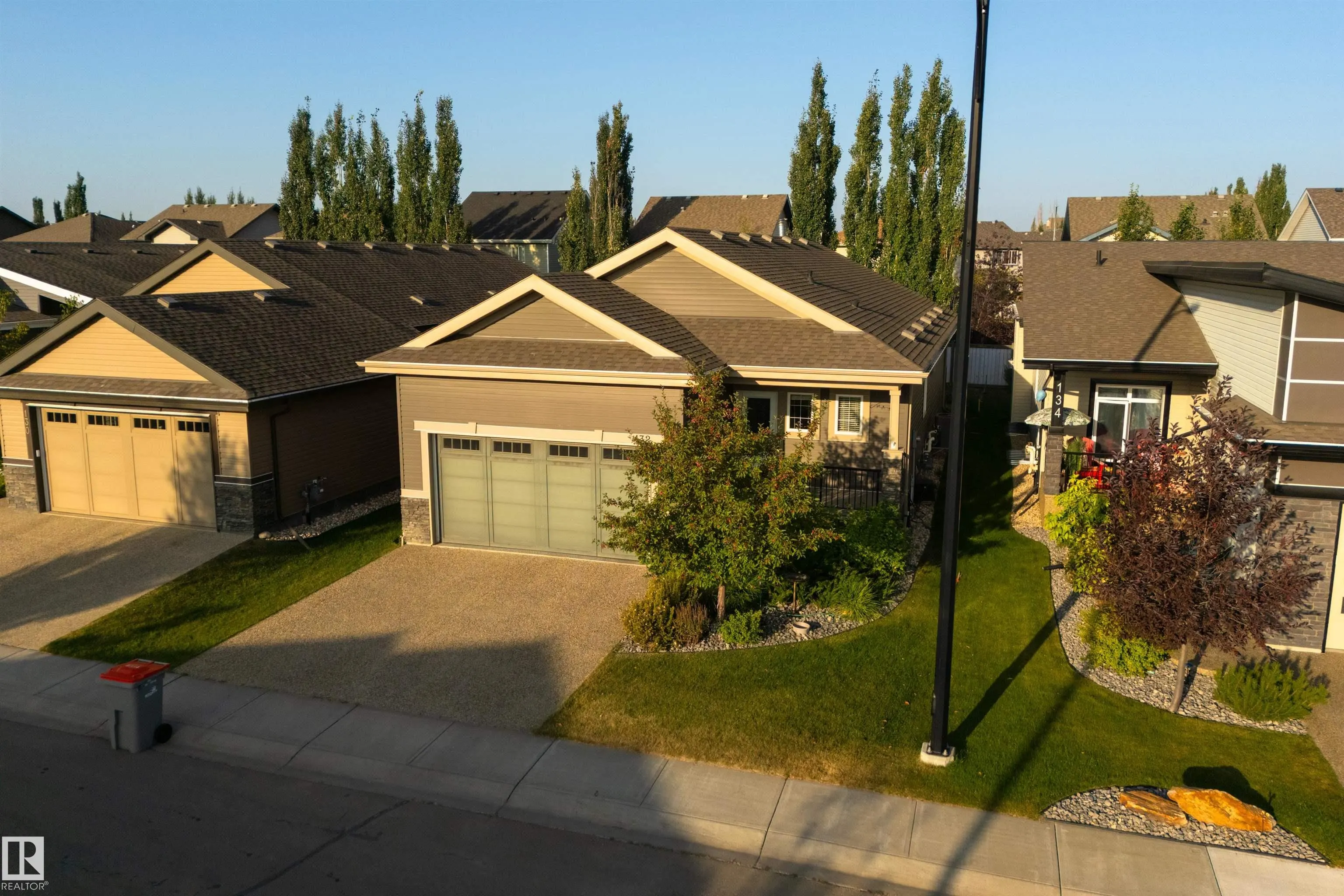 50 HEATHERGLEN Drive
