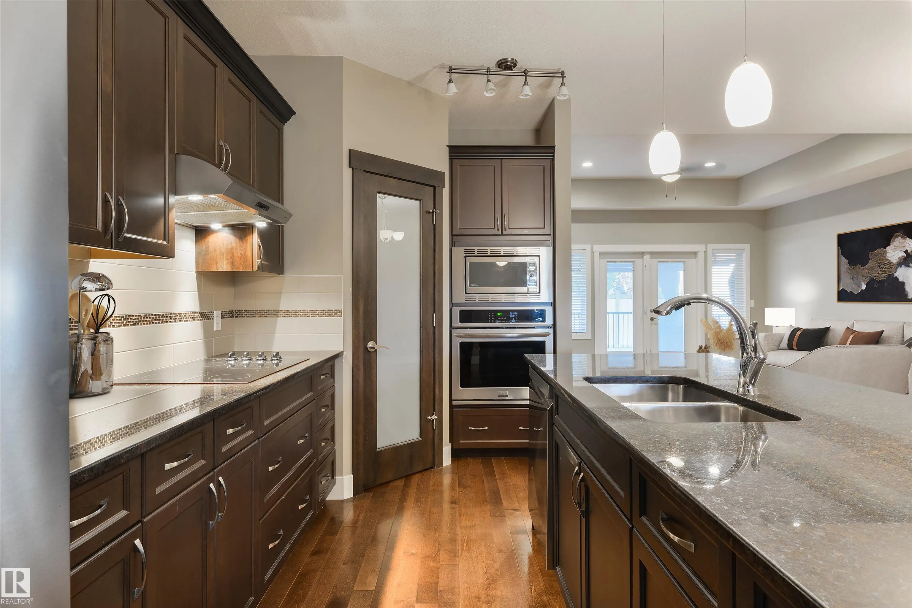 50 HEATHERGLEN Drive