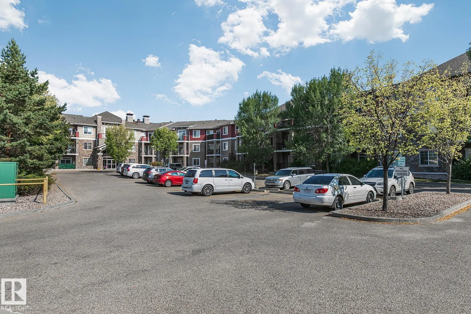 2503 HANNA Crescent