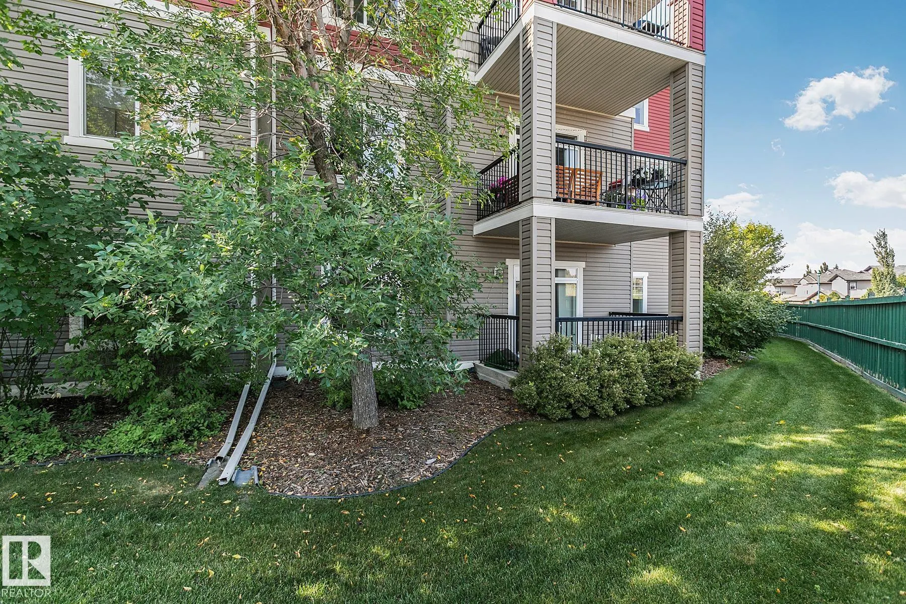 2503 HANNA Crescent