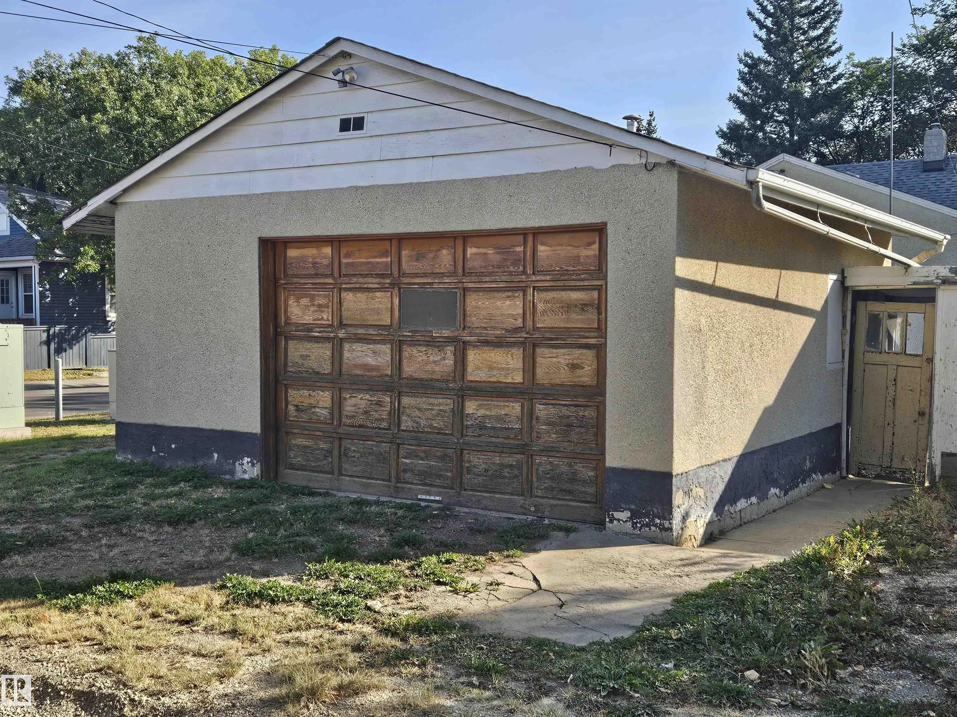 11248 85 Street