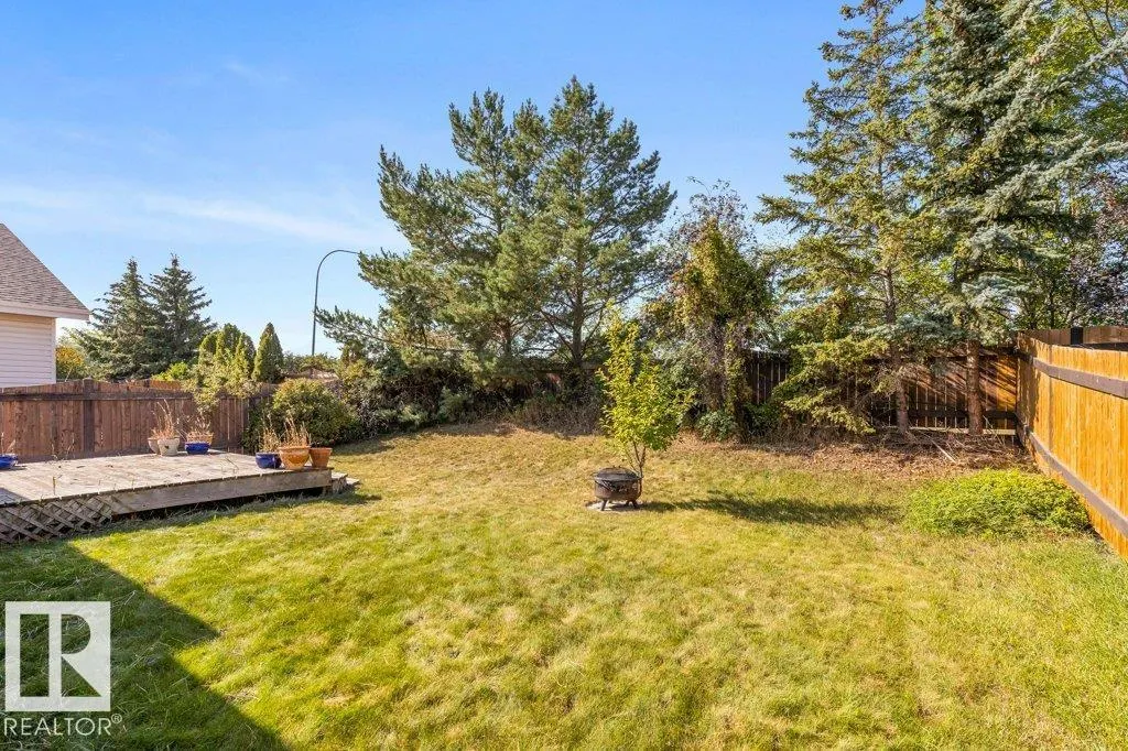 97 DUNFIELD Crescent