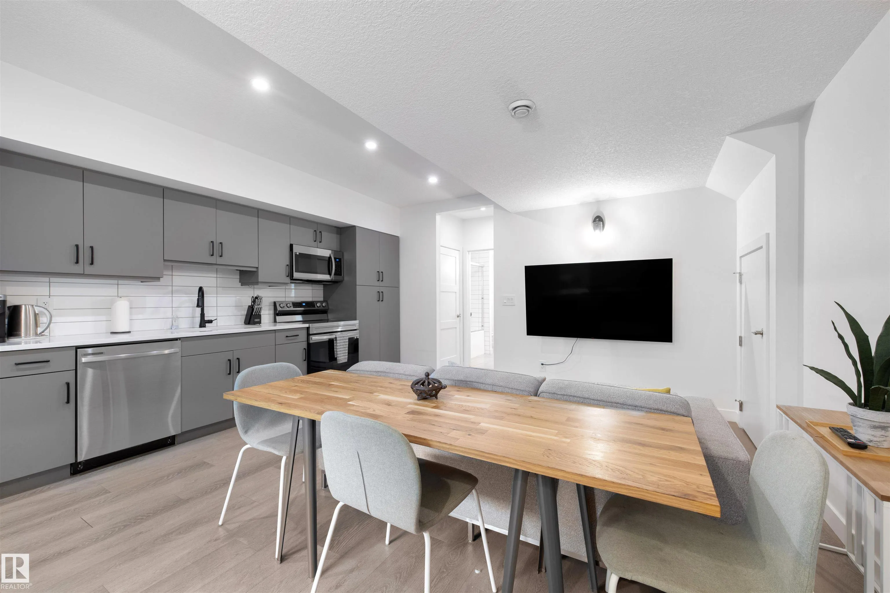 11204 & 11206 55 Avenue