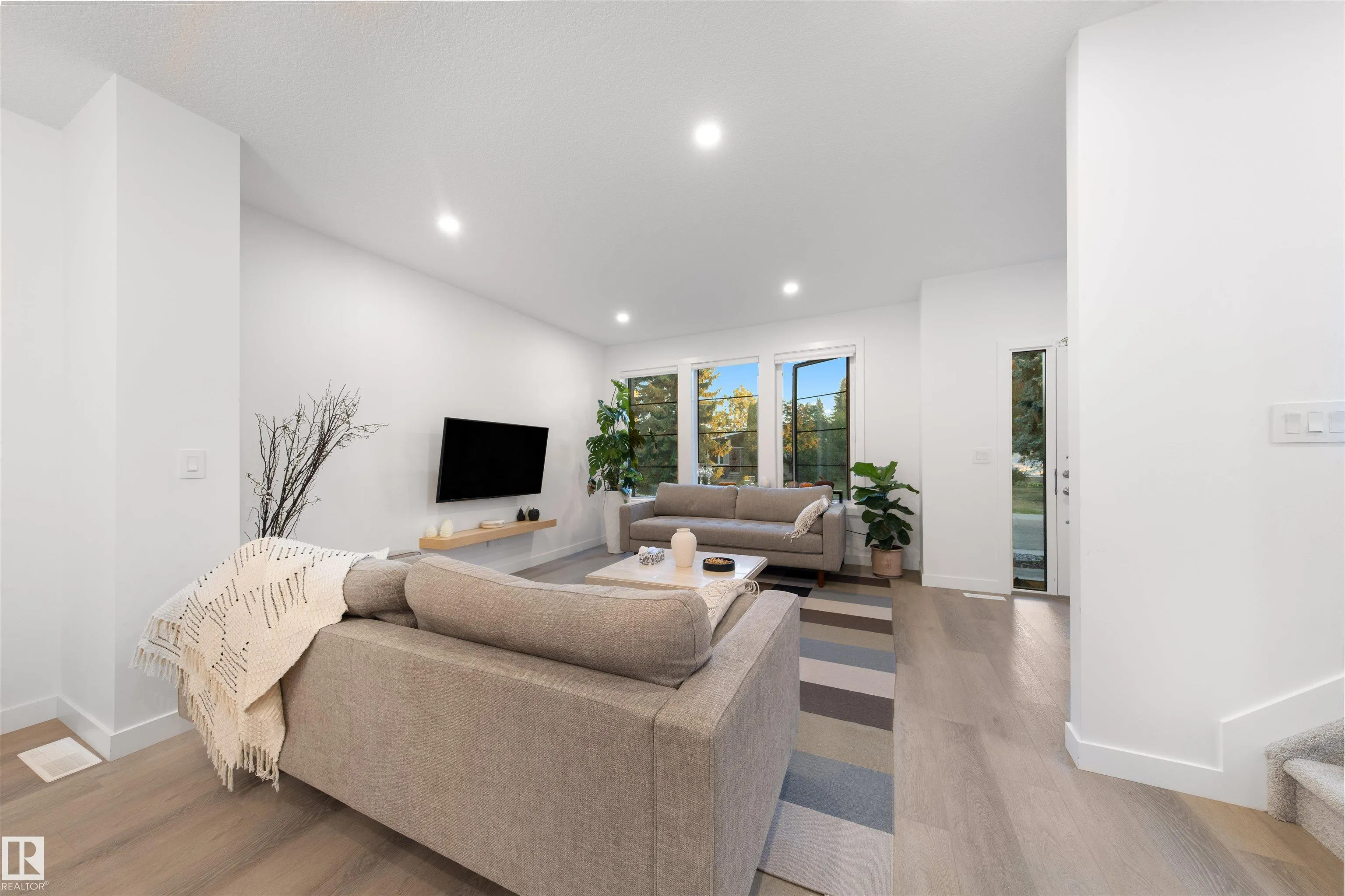 11204 & 11206 55 Avenue