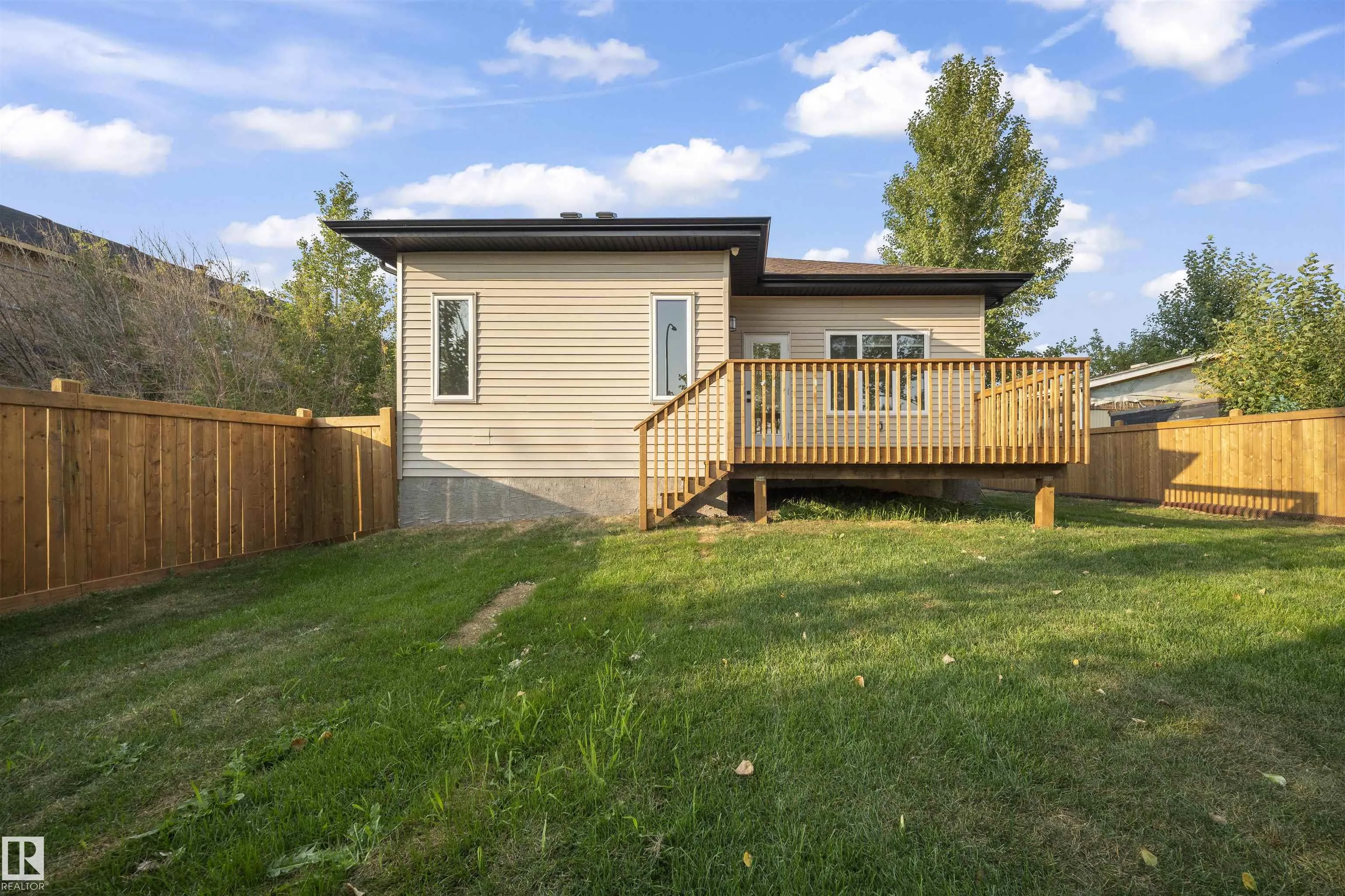 224 LEE RIDGE Road