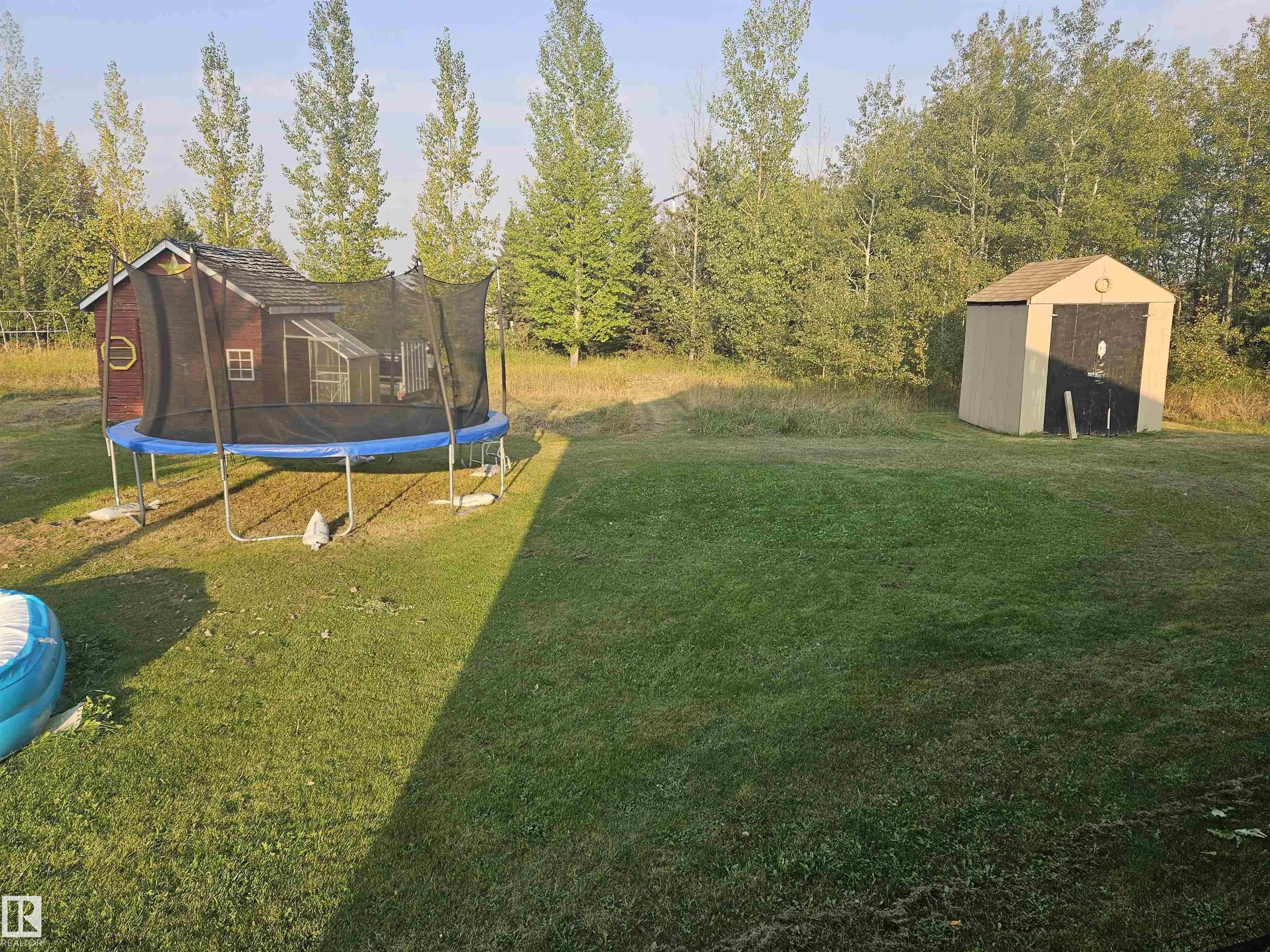 240065 TWP ROAD 472