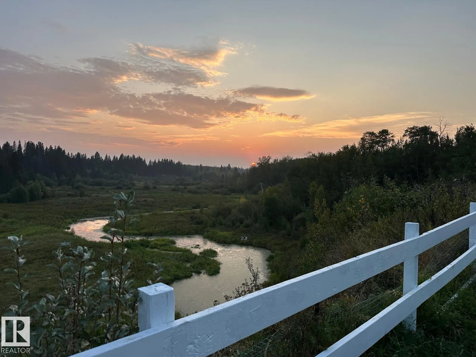 240065 TWP ROAD 472