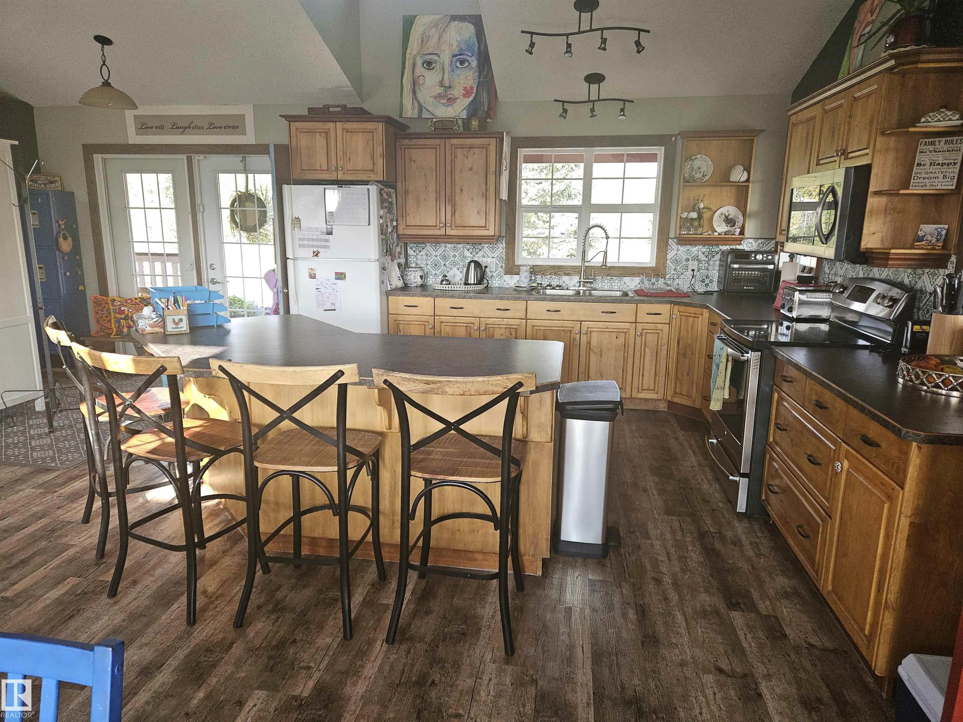 240065 TWP ROAD 472