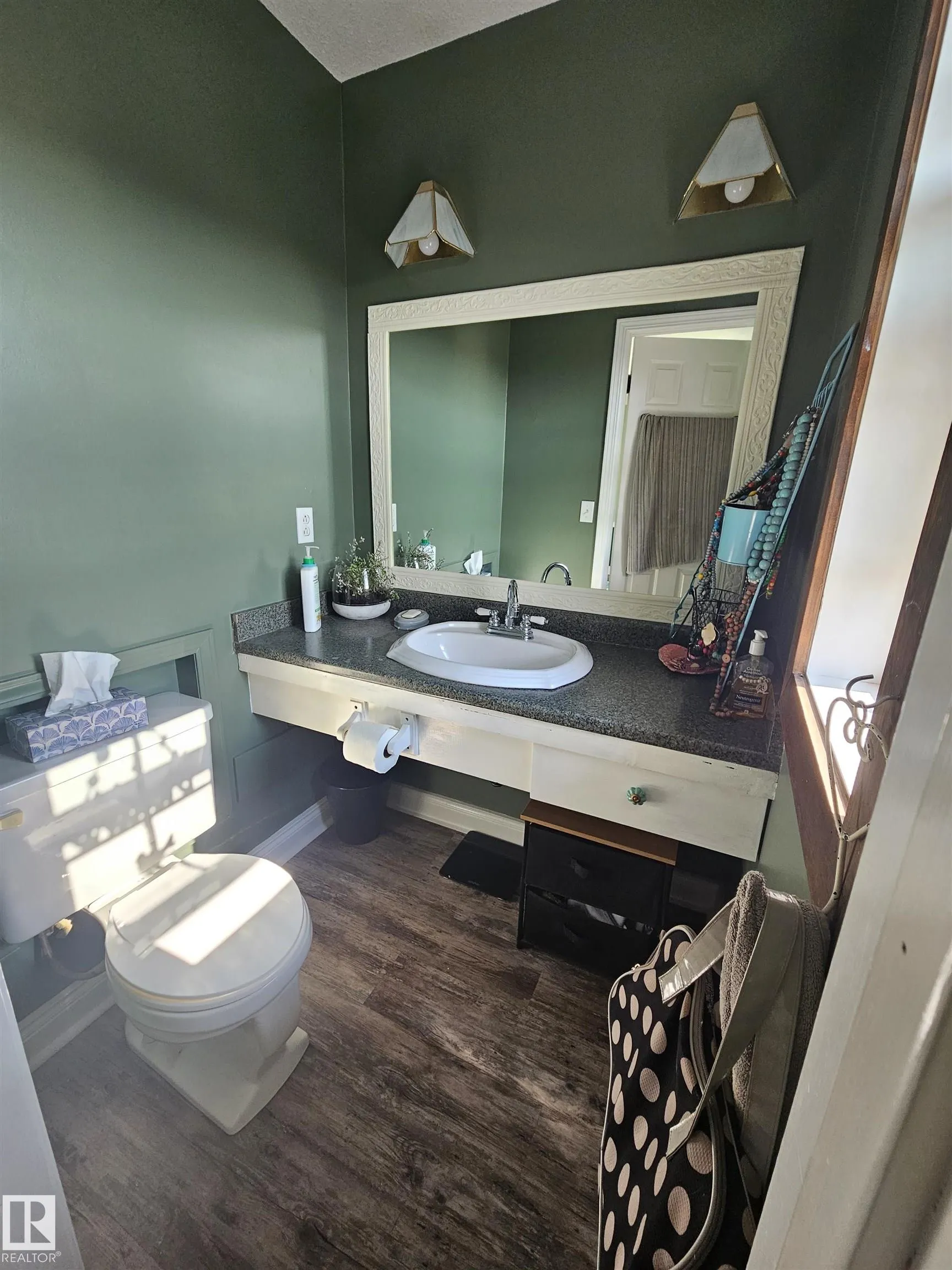 240065 TWP ROAD 472