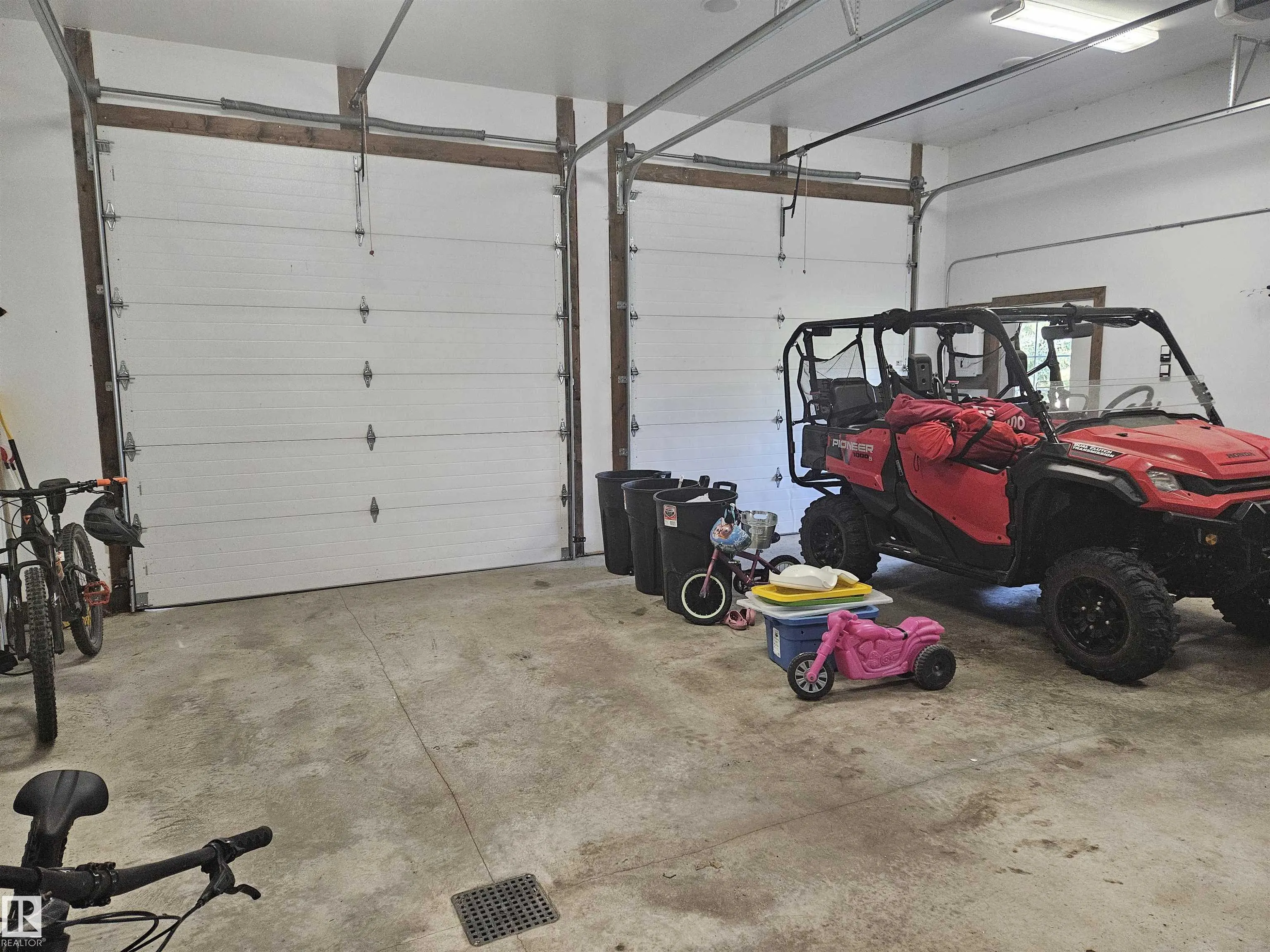240065 TWP ROAD 472