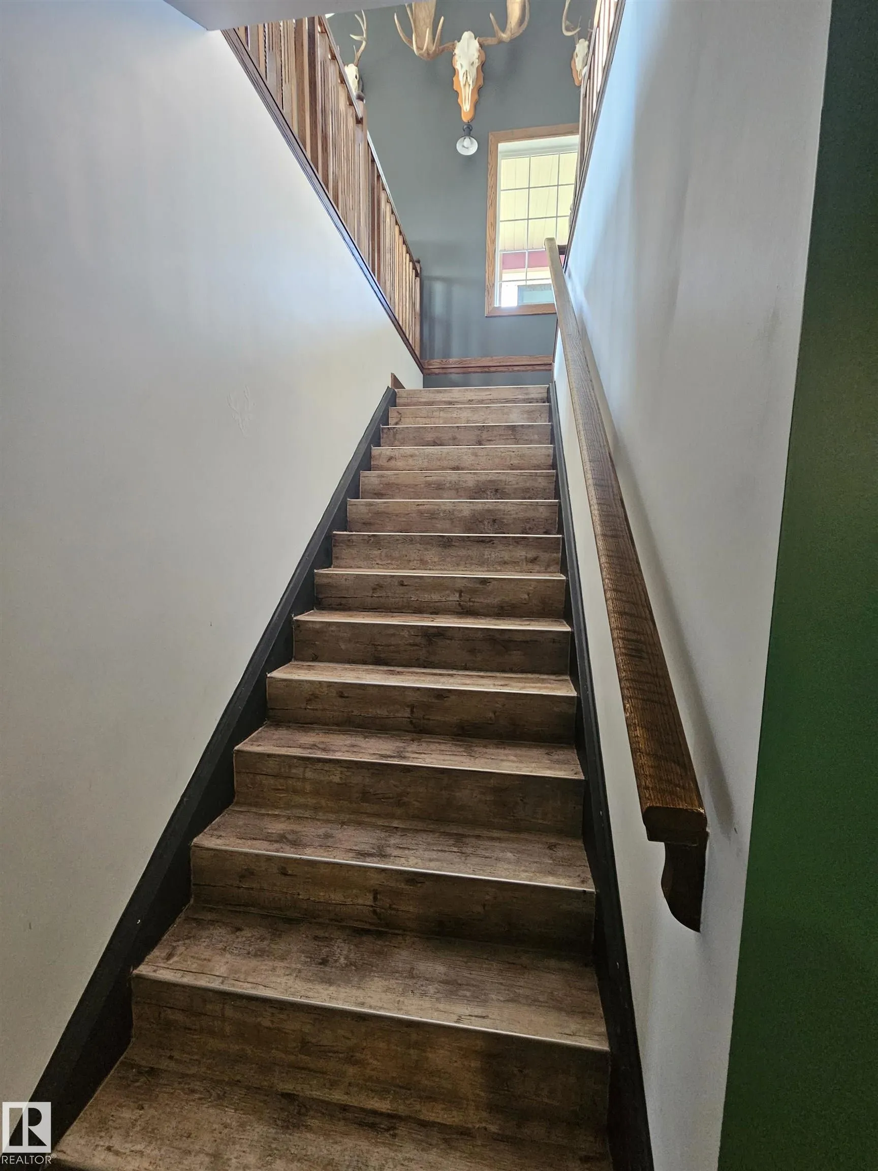 240065 TWP ROAD 472