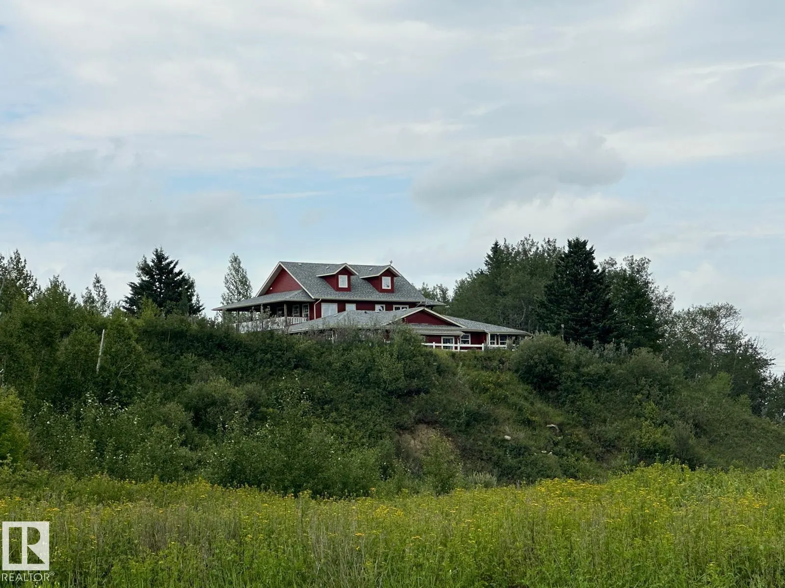 240065 TWP ROAD 472