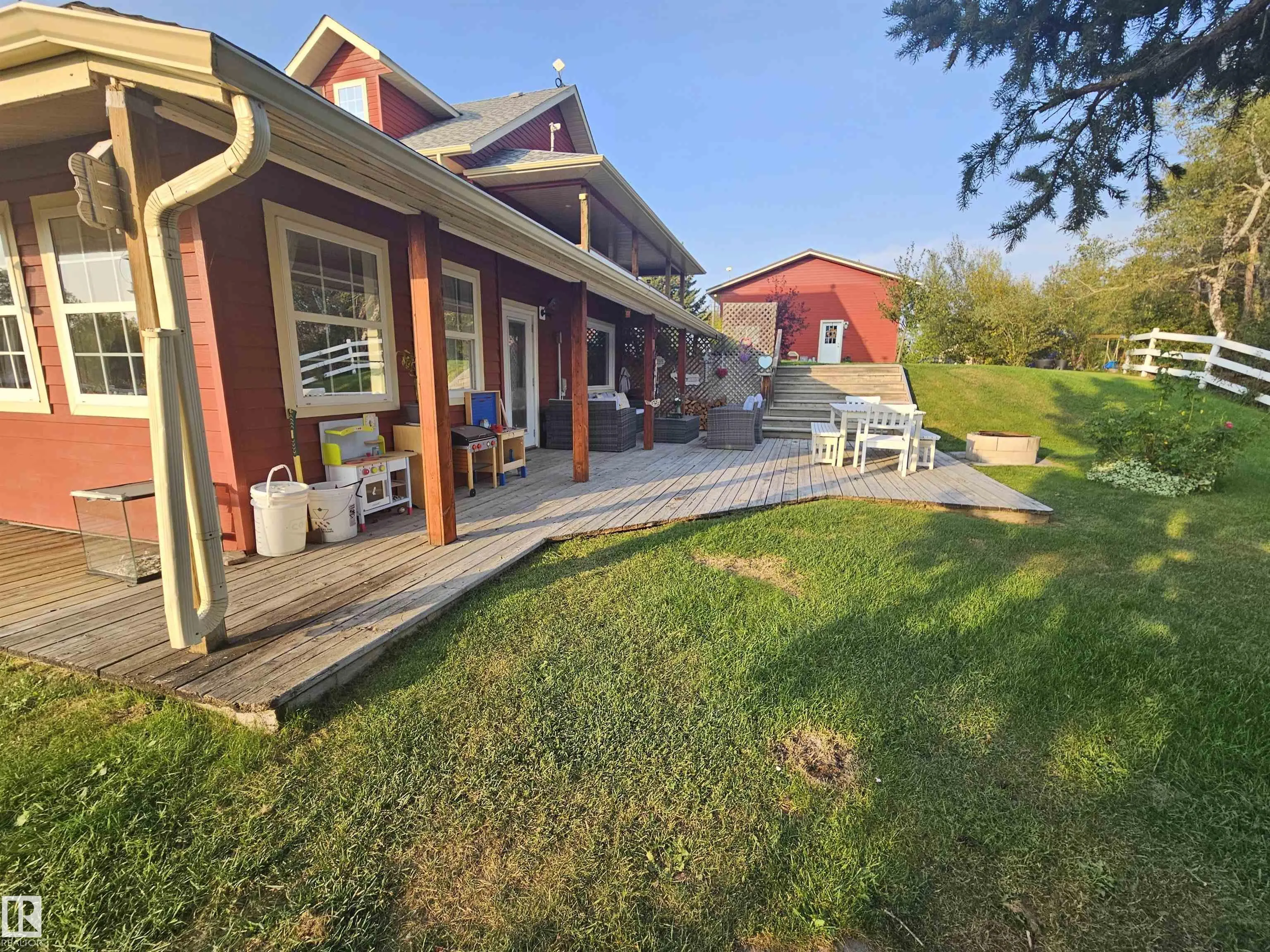 240065 TWP ROAD 472