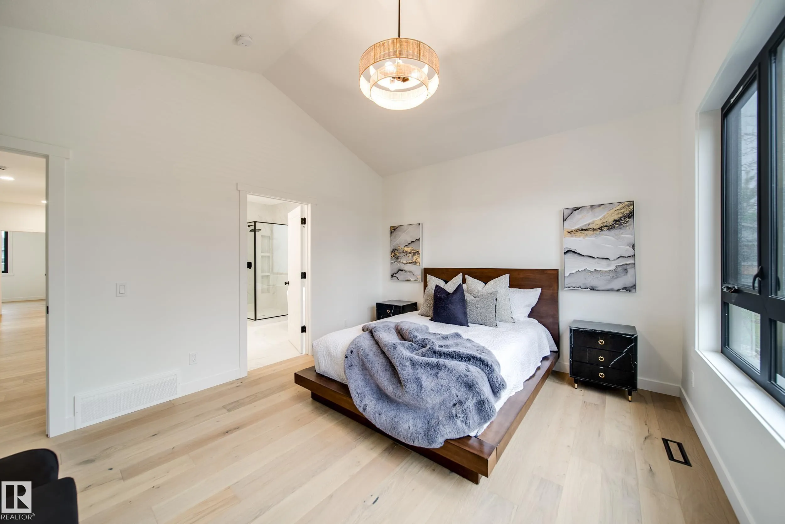 40A VALLEYVIEW Crescent