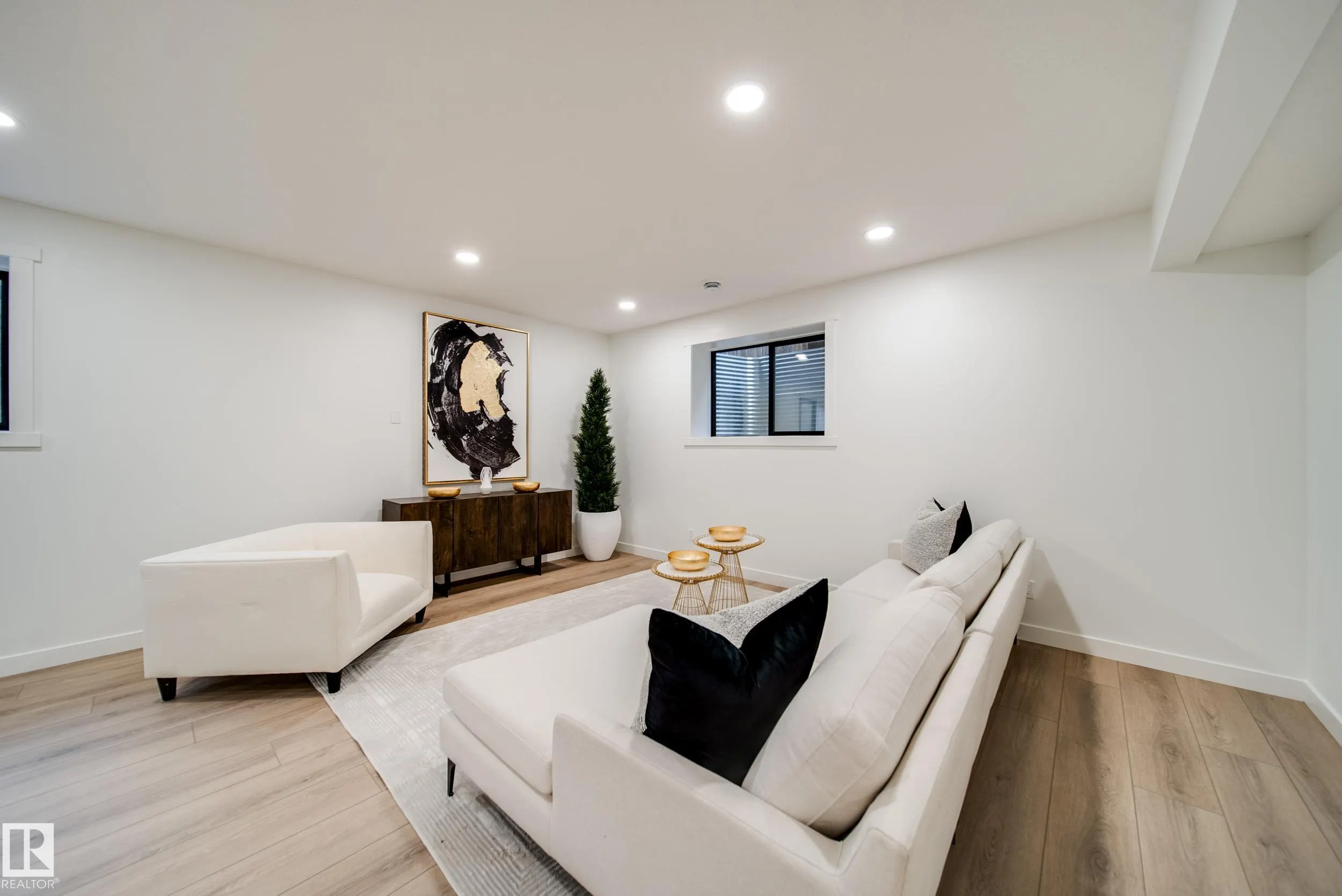 40A VALLEYVIEW Crescent