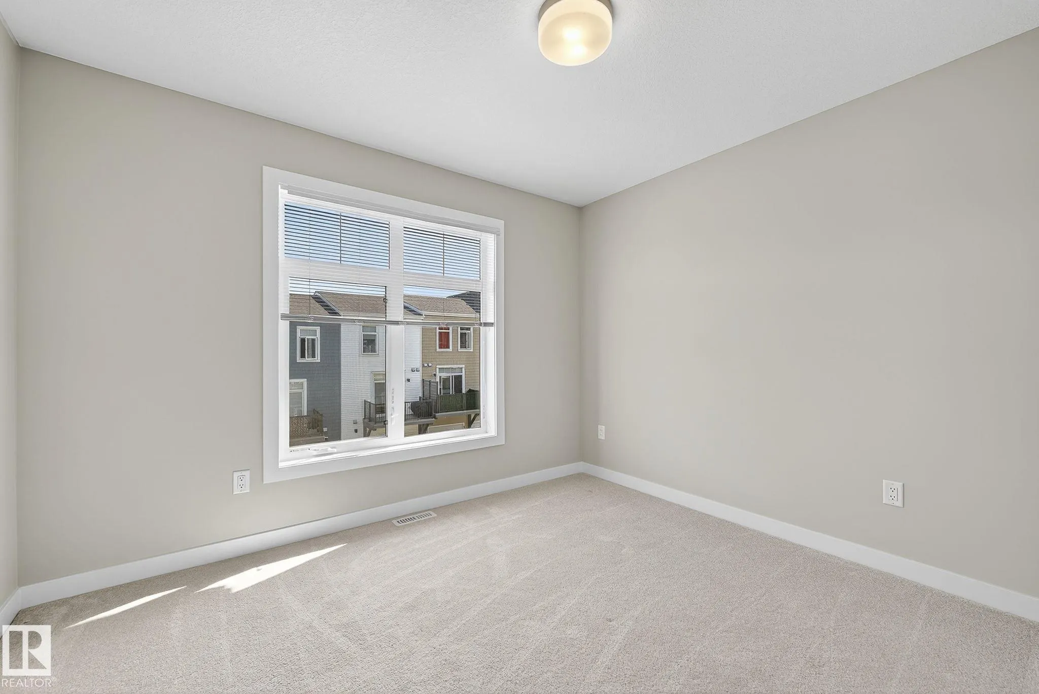 600 BELLEROSE Drive