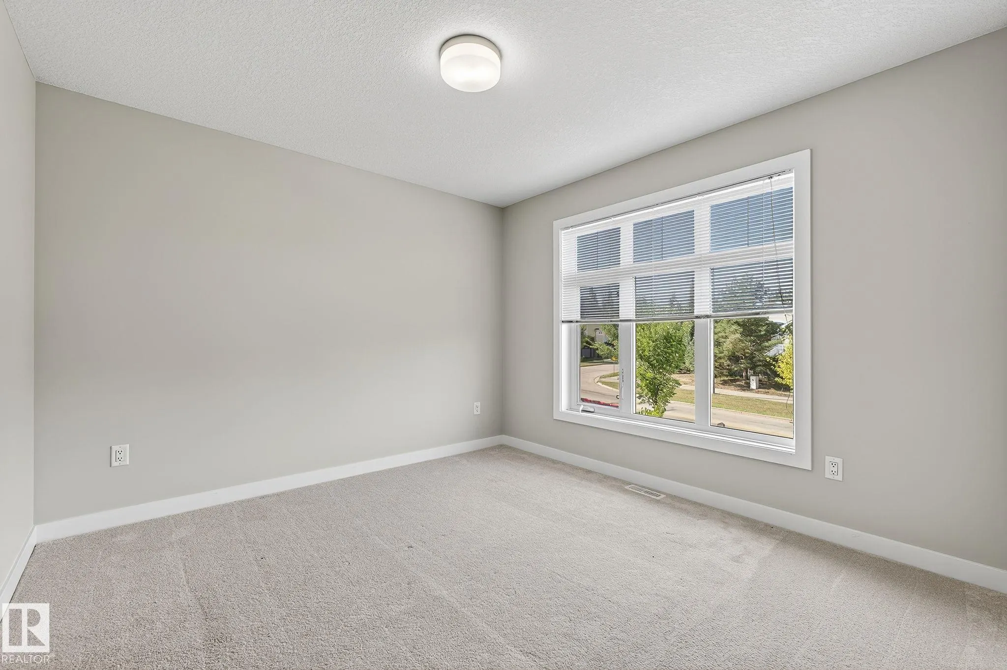 600 BELLEROSE Drive