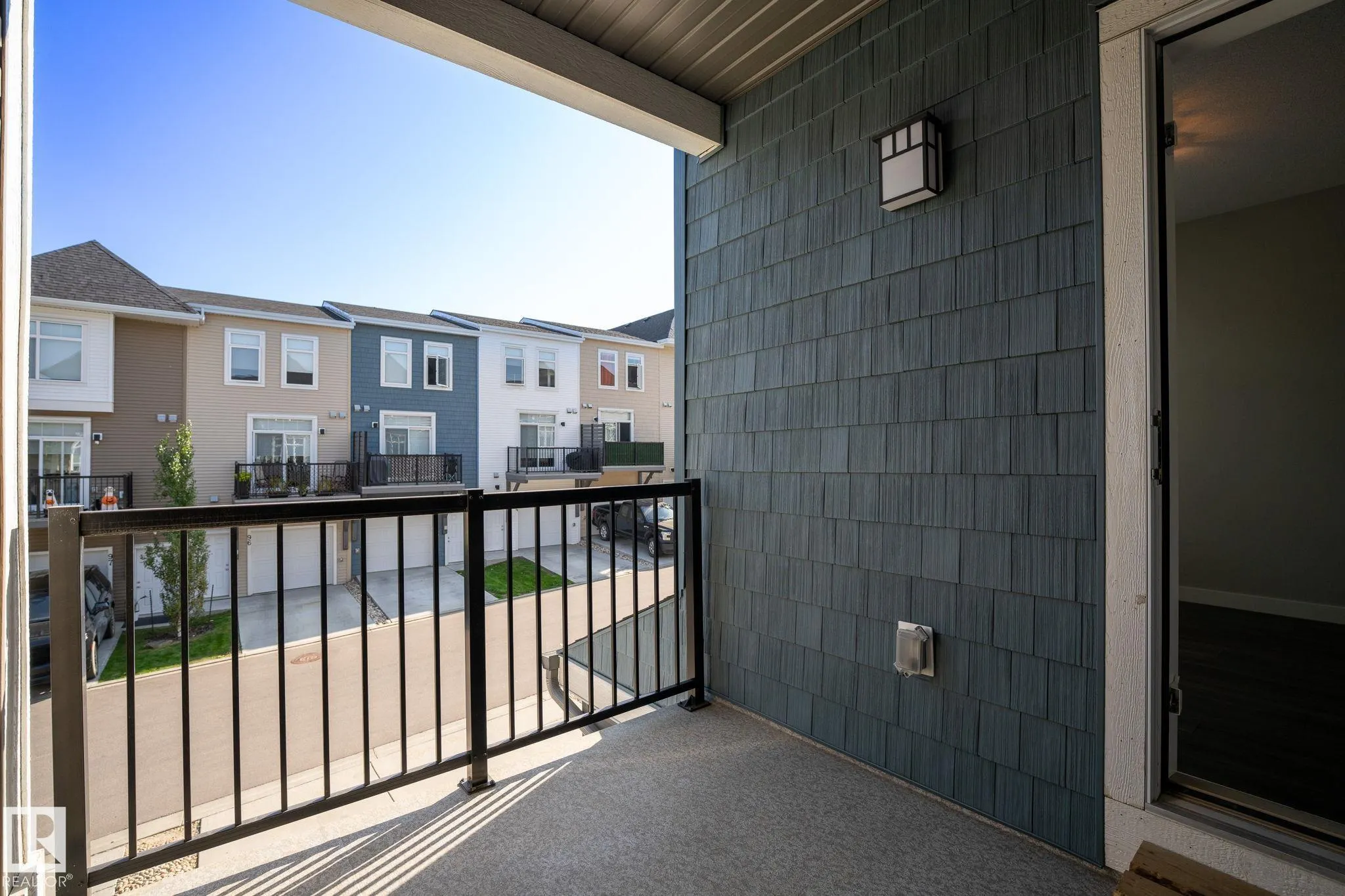 600 BELLEROSE Drive