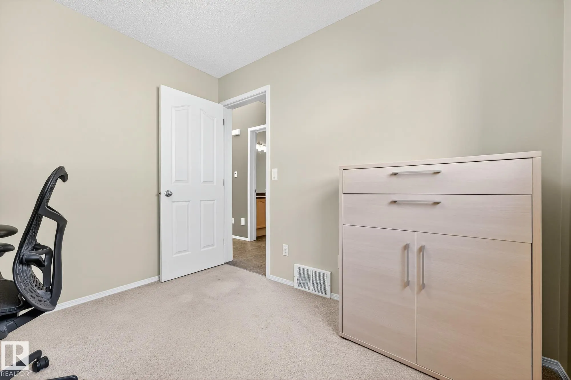 505 FORREST Drive