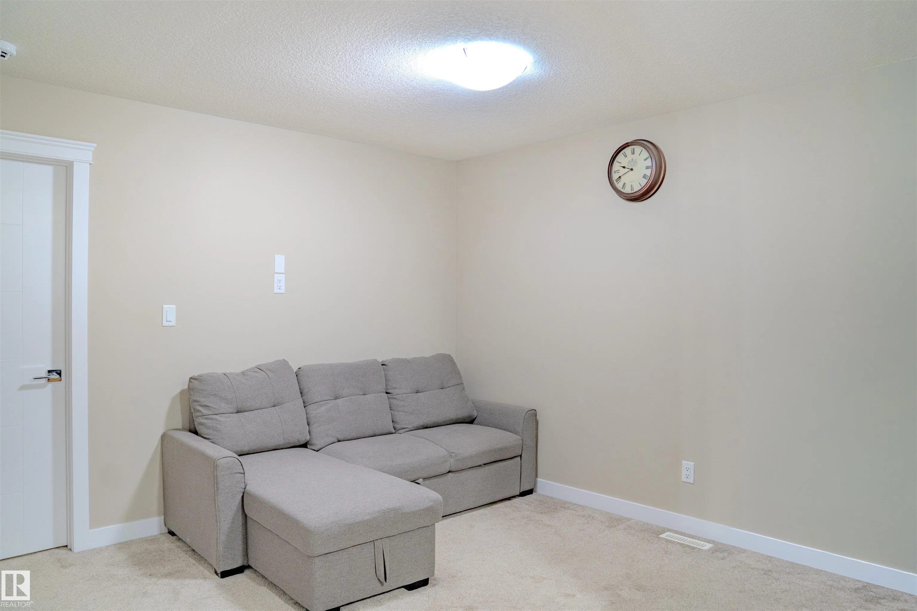 7627 CREIGHTON PLACE
